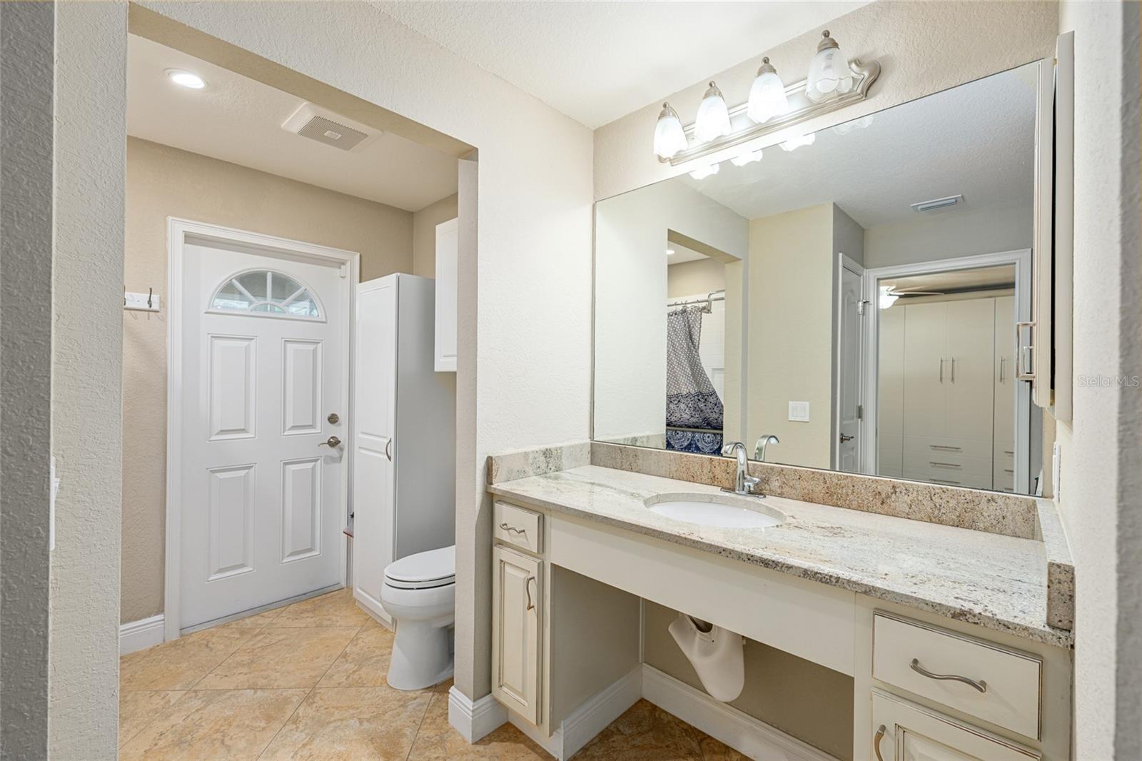 Image 41 of 100 For 8353 162nd Street