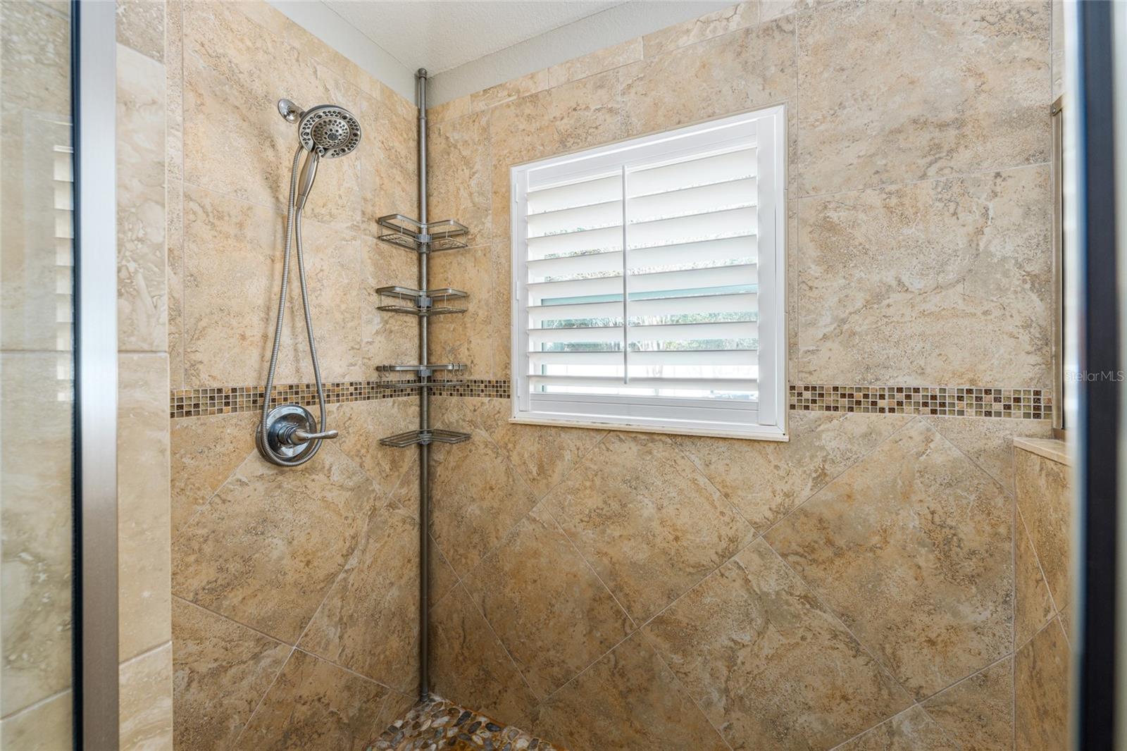 Image 55 of 100 For 8353 162nd Street