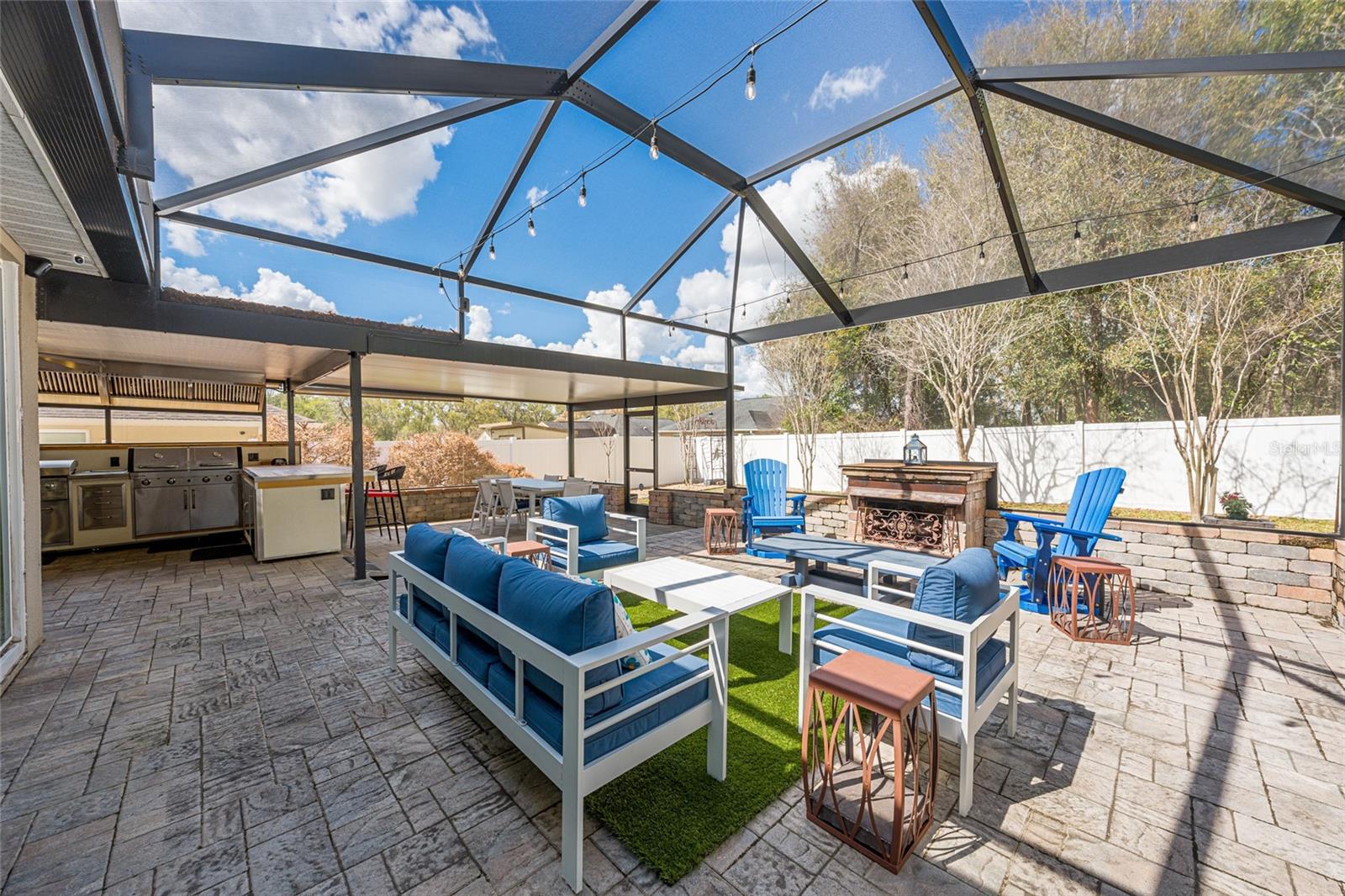 Image 77 of 100 For 8353 162nd Street