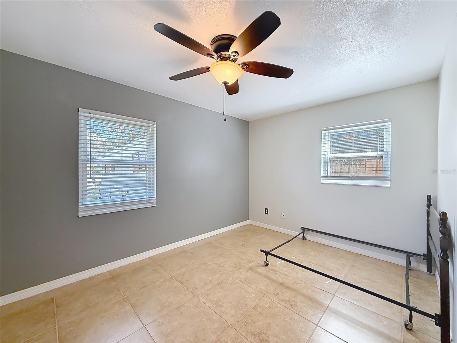 Image 22 of 42 For 11404 56th Avenue