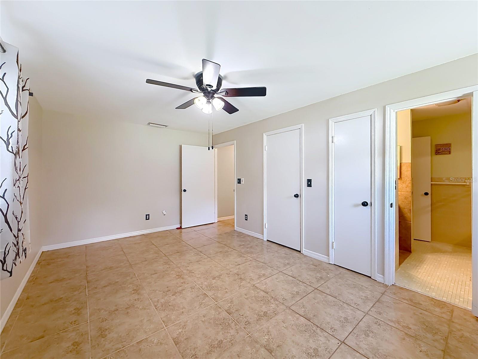 Image 27 of 42 For 11404 56th Avenue