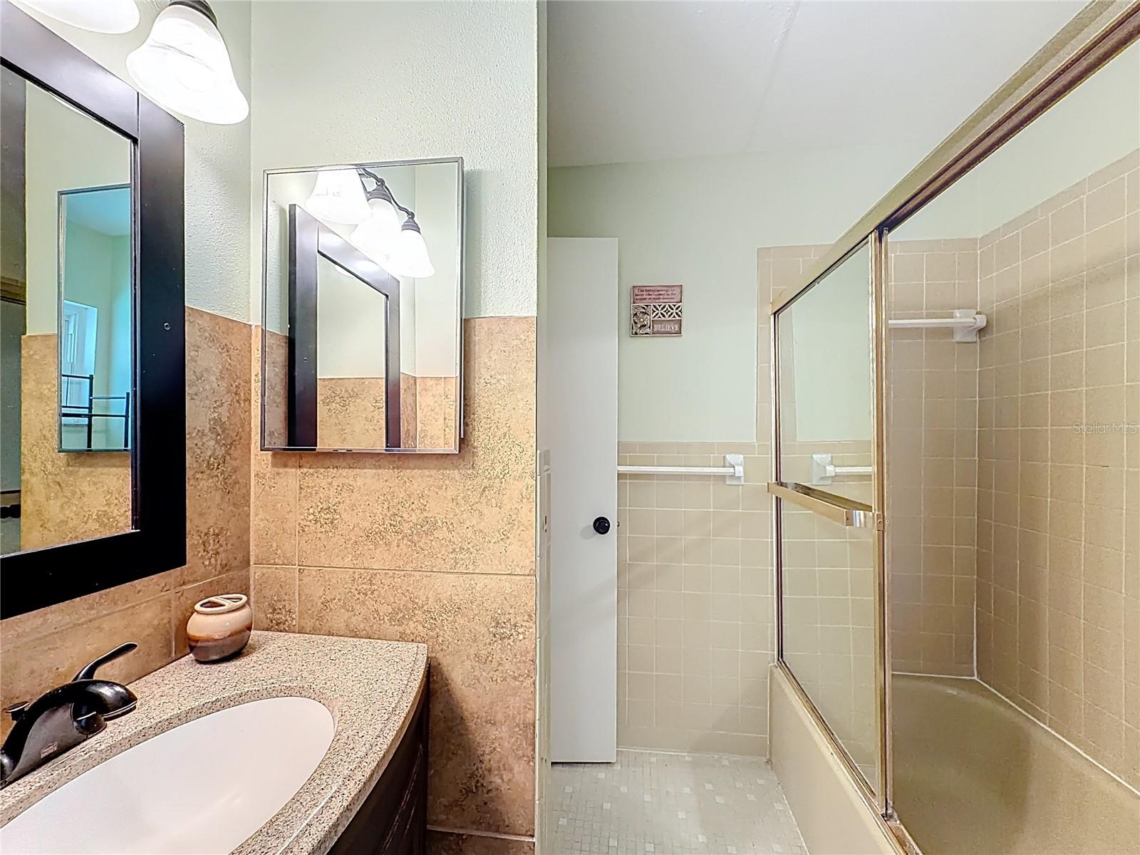 Image 30 of 42 For 11404 56th Avenue