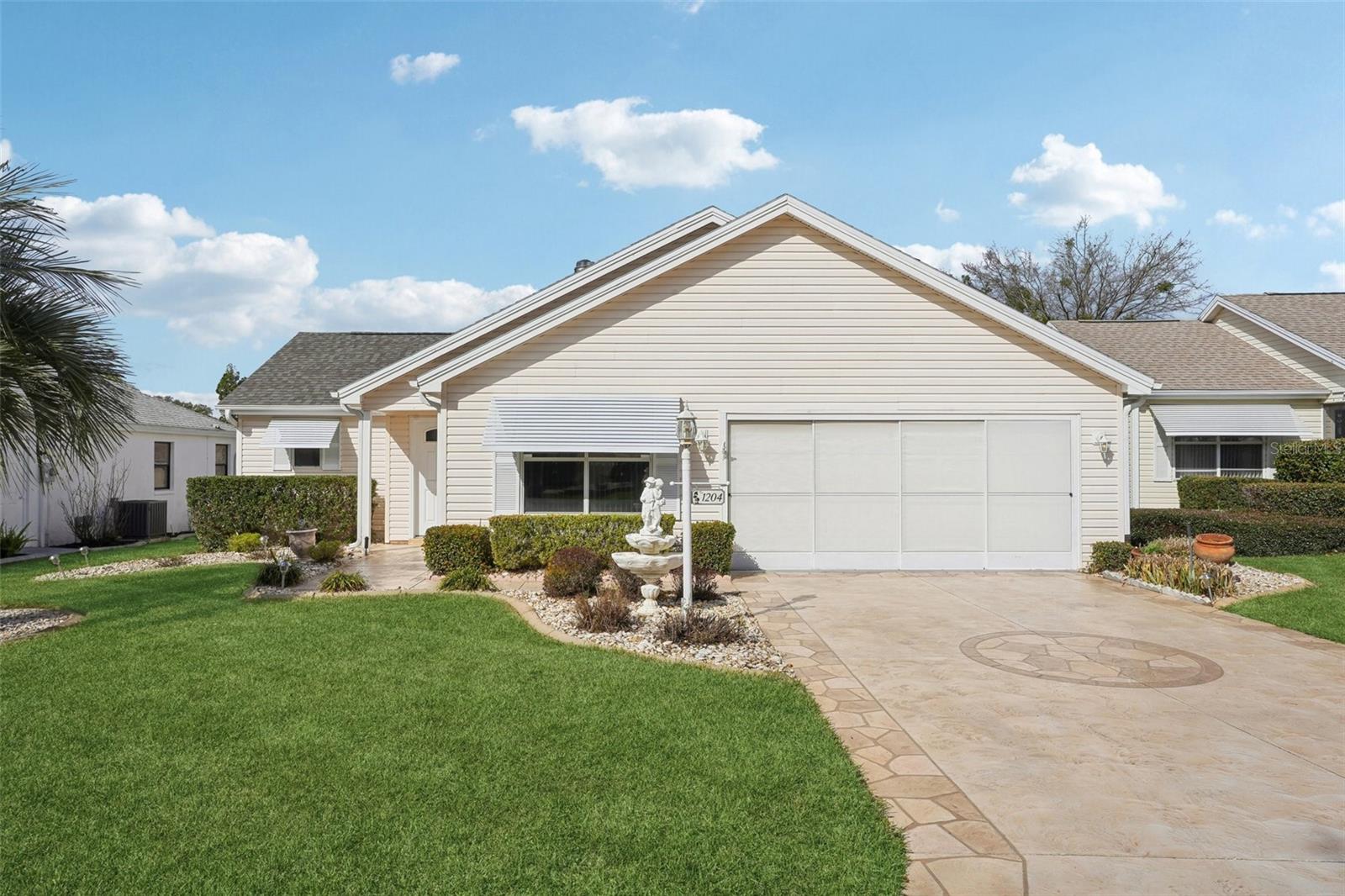 Image 2 of 46 For 1204 Barcelona Drive