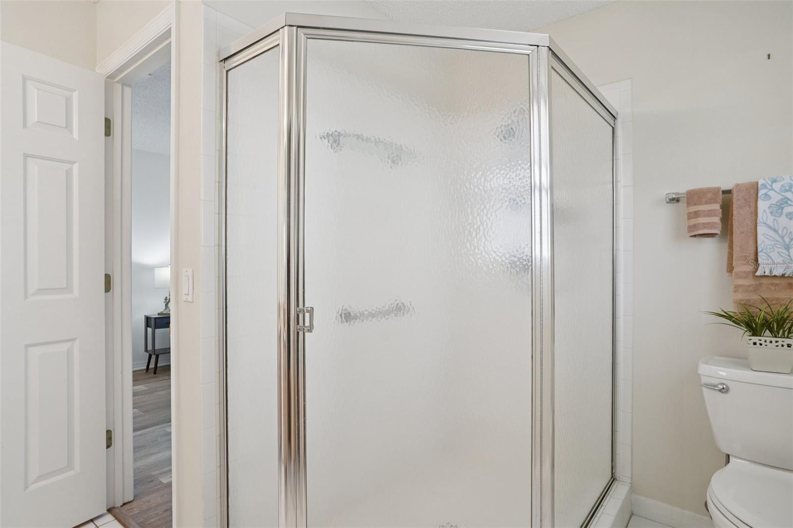 Image 33 of 46 For 1204 Barcelona Drive