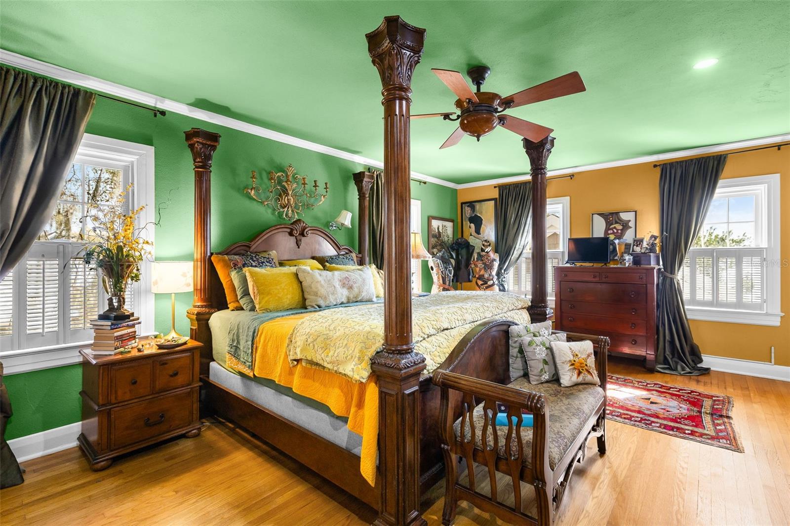 Image 25 of 55 For 976 Fairview Avenue