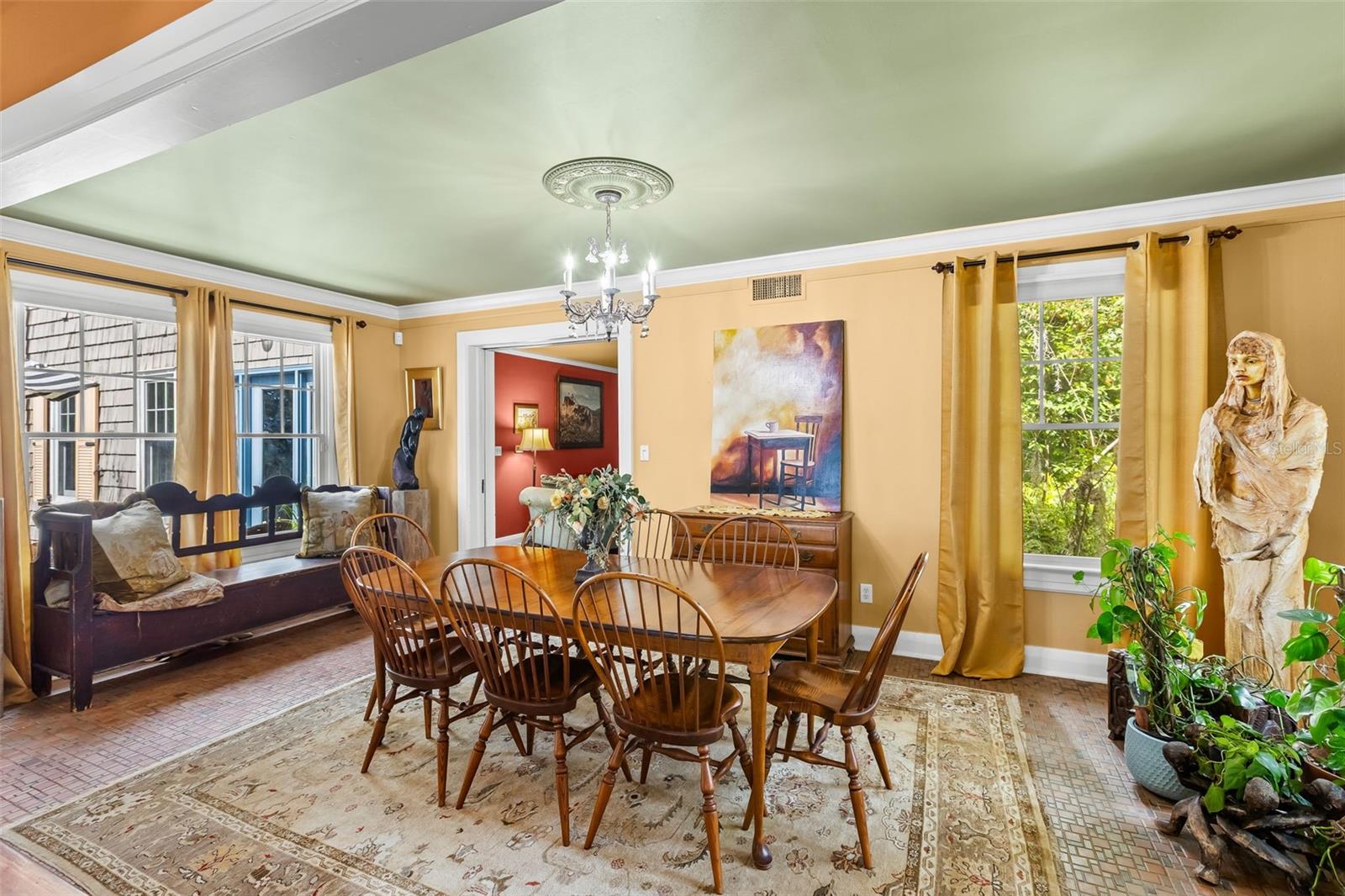 Image 37 of 55 For 976 Fairview Avenue