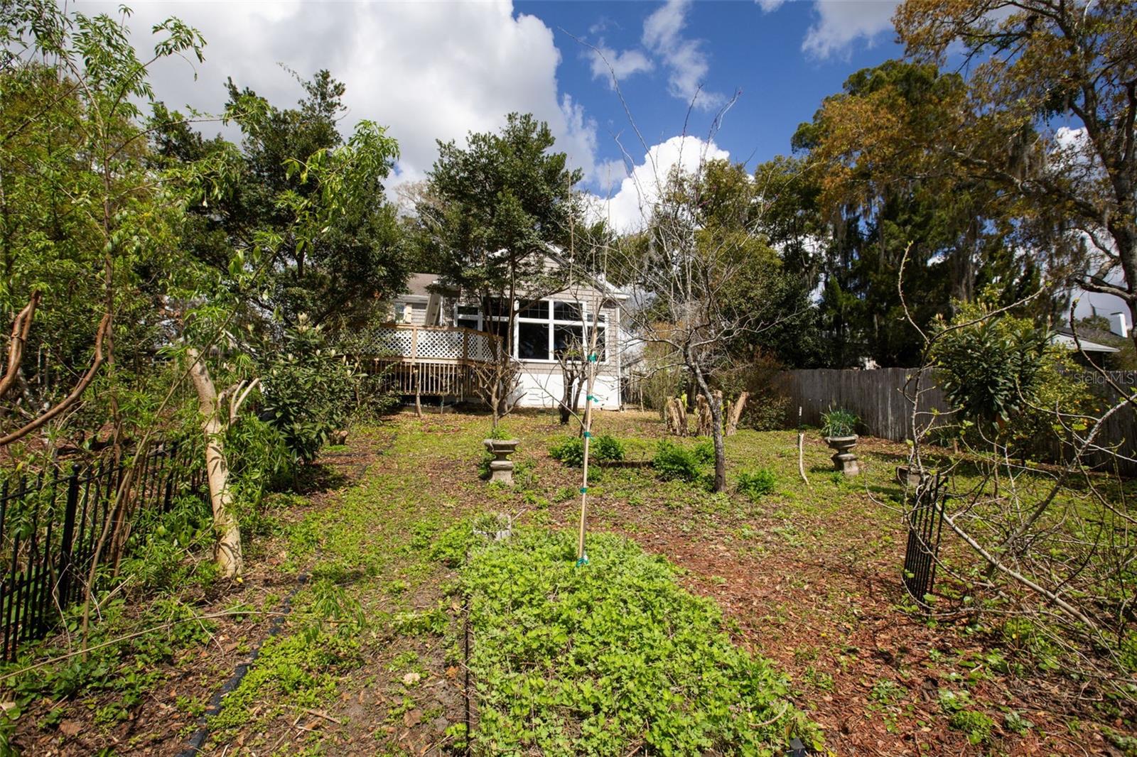 Image 44 of 55 For 976 Fairview Avenue