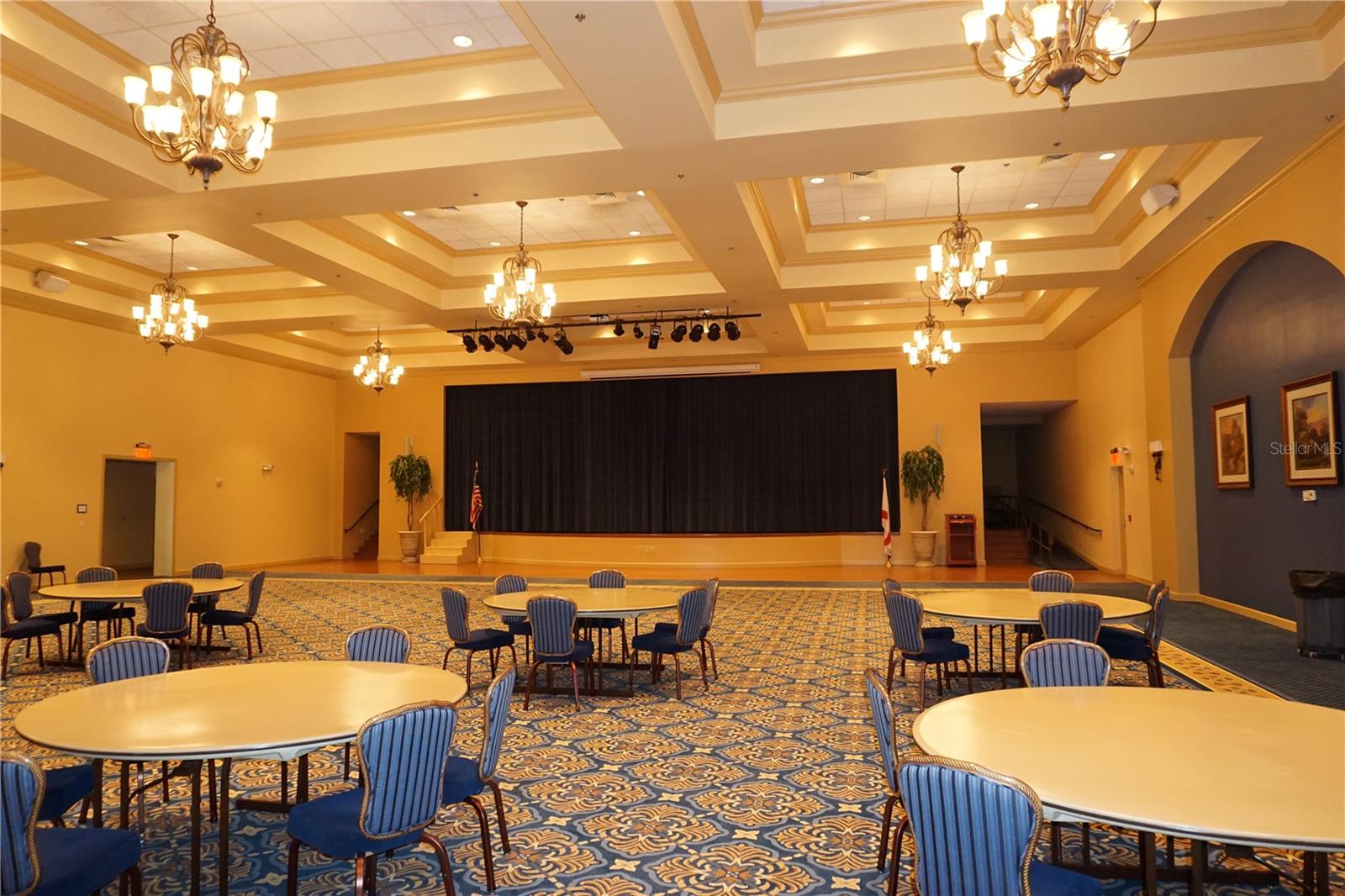 Image 27 of 63 For 3749 Arlington Ridge Boulevard