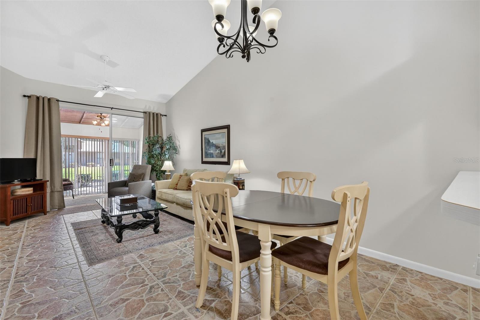 Image 15 of 54 For 5506 Rosewall Circle