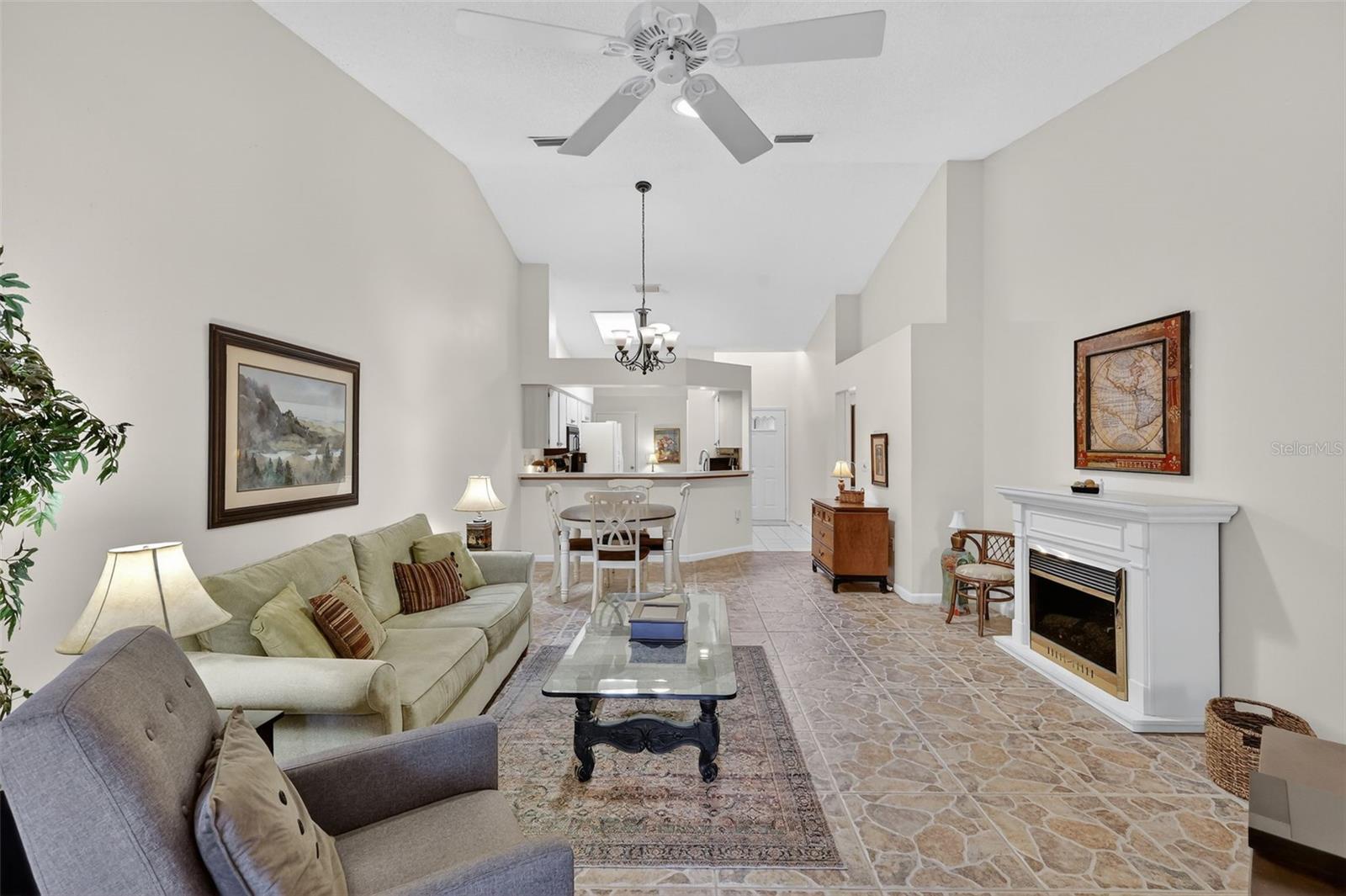 Image 21 of 54 For 5506 Rosewall Circle