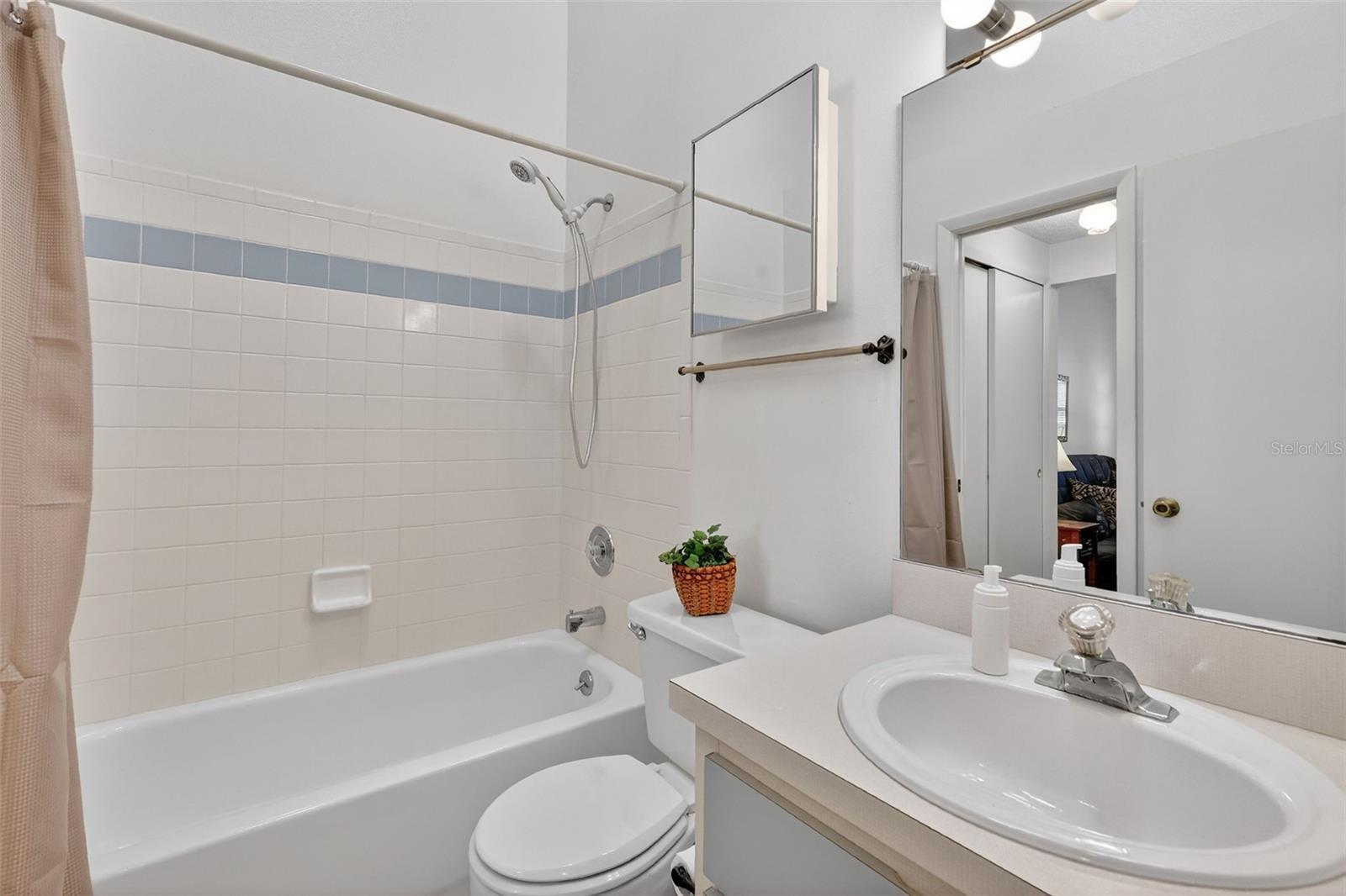 Image 32 of 54 For 5506 Rosewall Circle