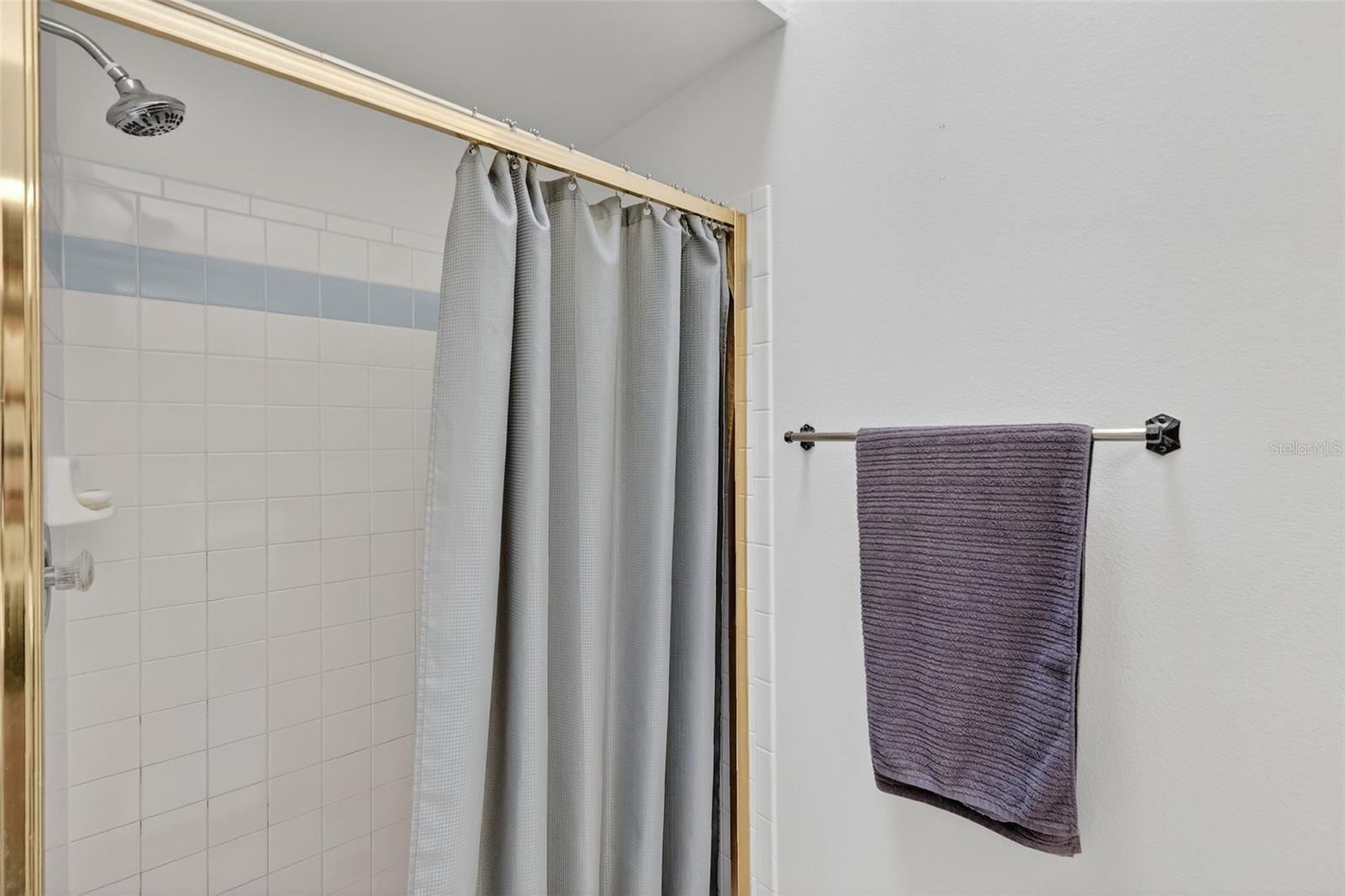 Image 37 of 54 For 5506 Rosewall Circle