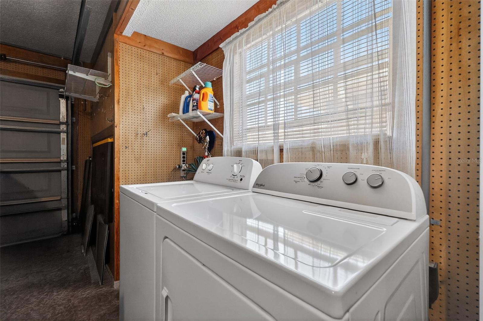 Image 39 of 54 For 5506 Rosewall Circle