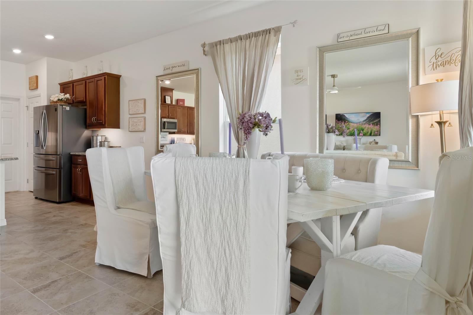 Image 28 of 54 For 125 Silver Maple Road