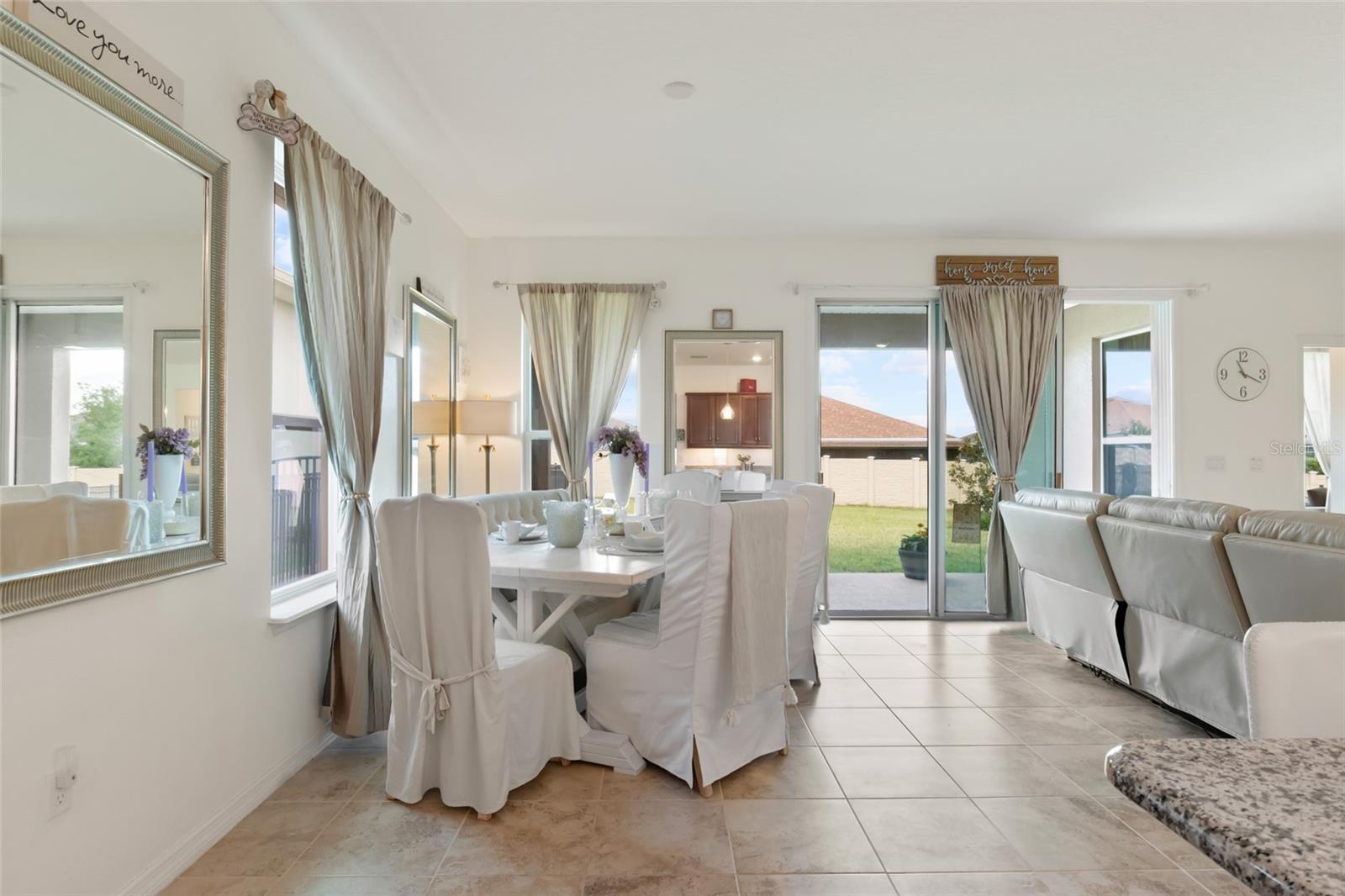 Image 29 of 54 For 125 Silver Maple Road