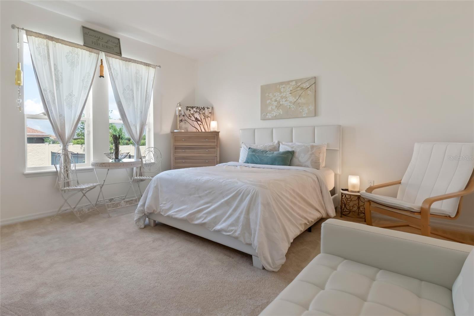 Image 31 of 54 For 125 Silver Maple Road