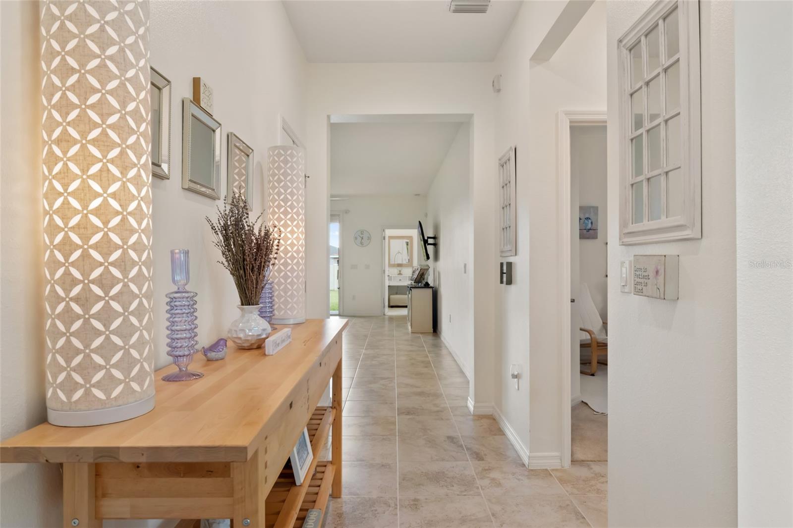 Image 4 of 54 For 125 Silver Maple Road