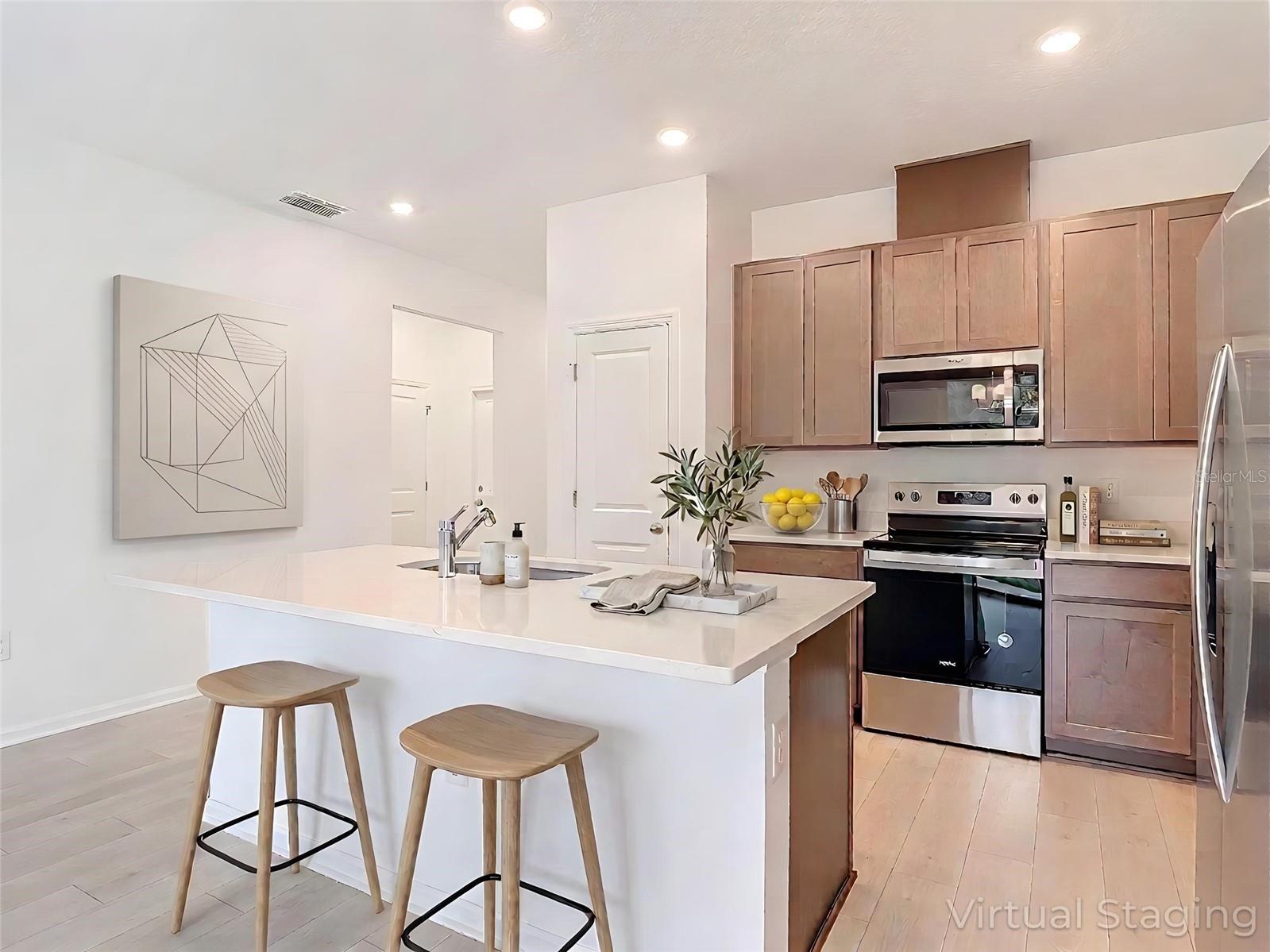 Image 14 of 41 For 2950 Supermarine Road