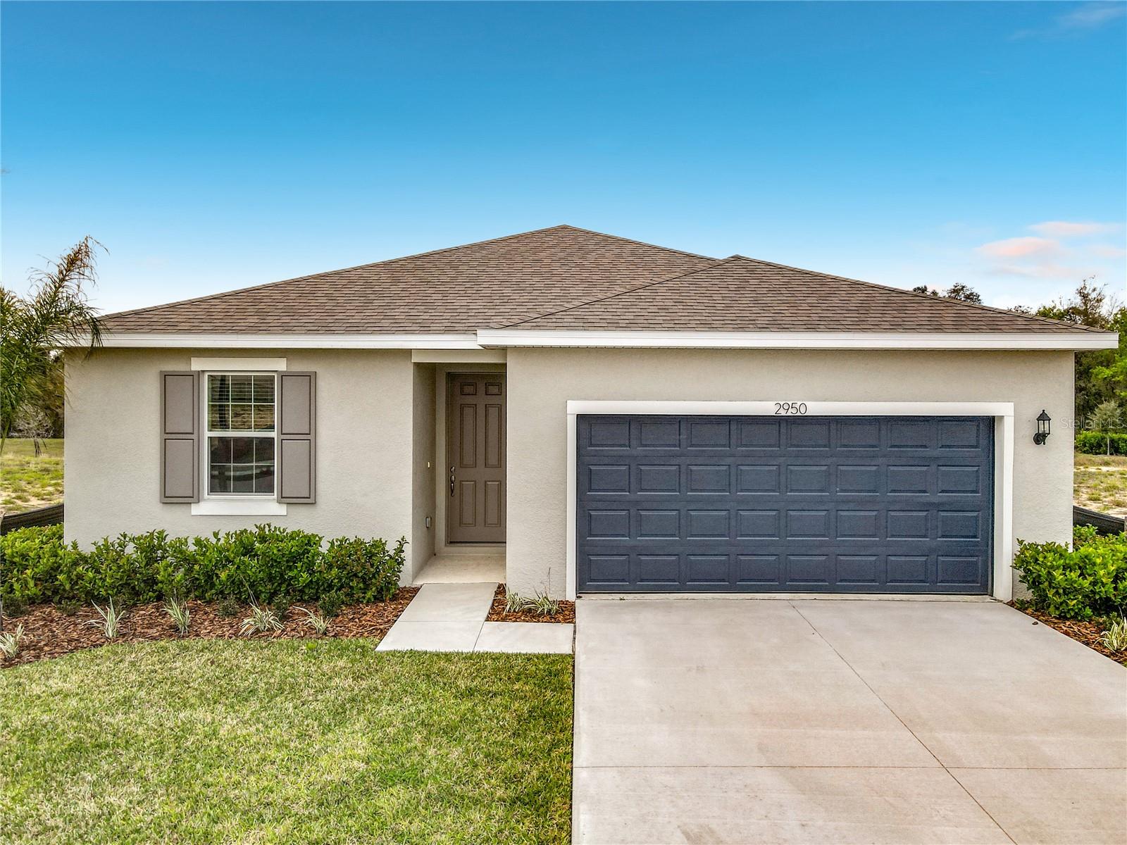 Image 2 of 41 For 2950 Supermarine Road