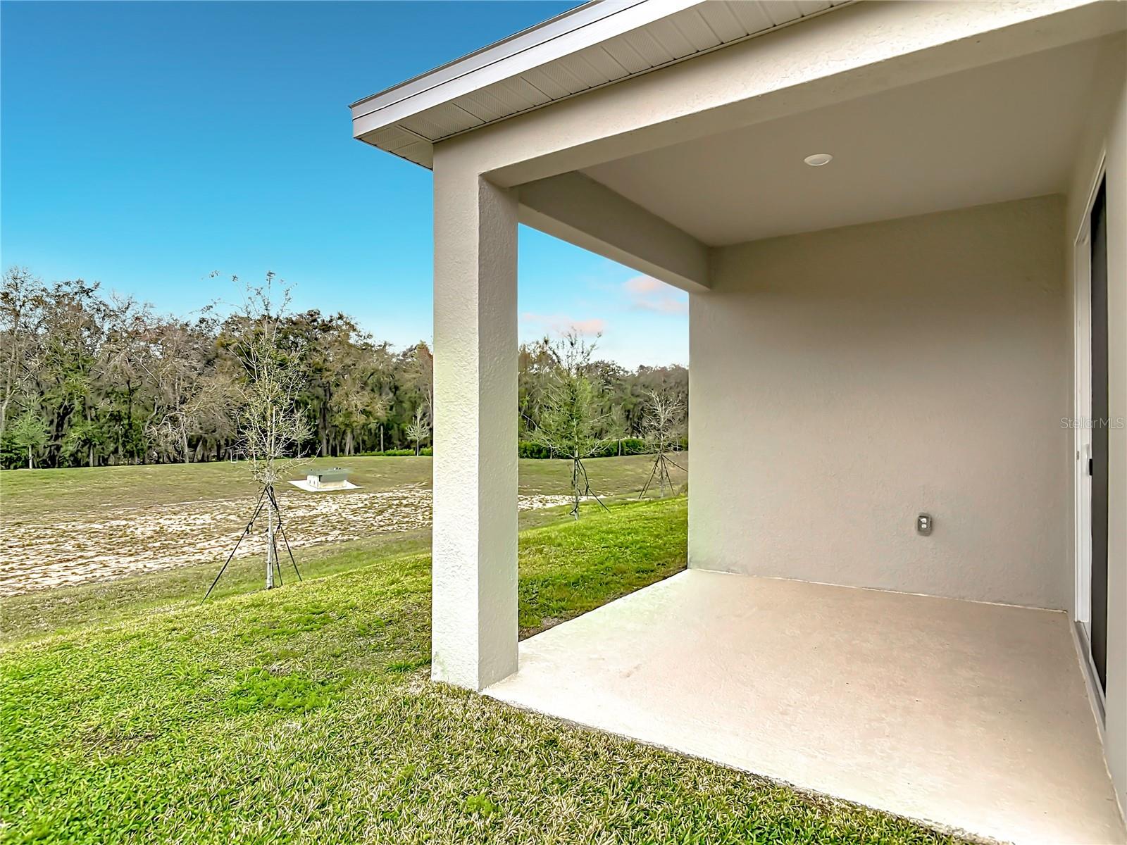 Image 36 of 41 For 2950 Supermarine Road