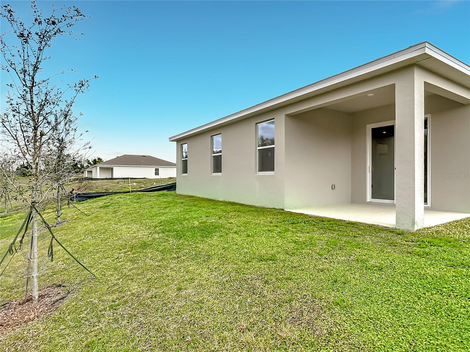 Image 38 of 41 For 2950 Supermarine Road