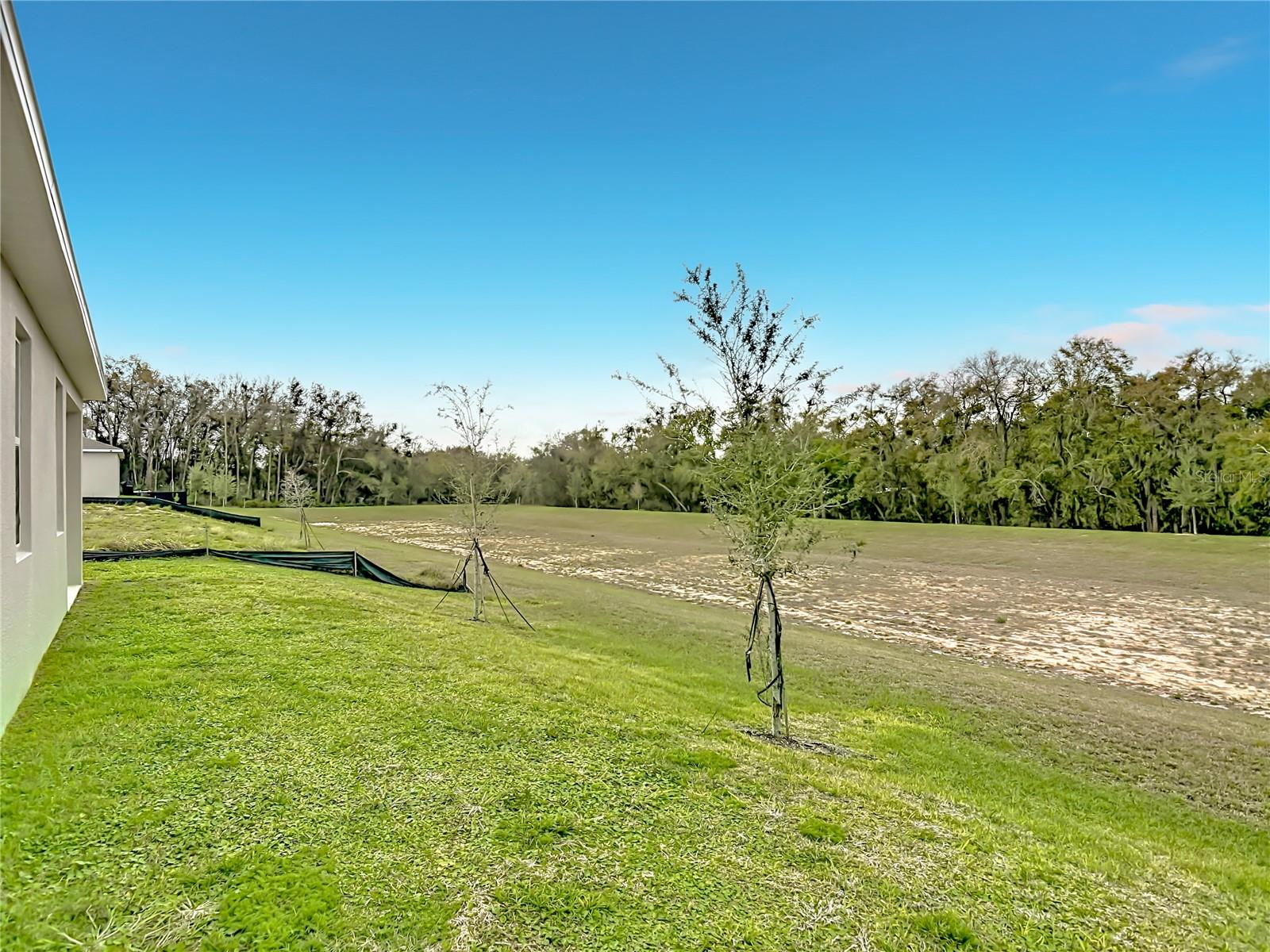 Image 39 of 41 For 2950 Supermarine Road