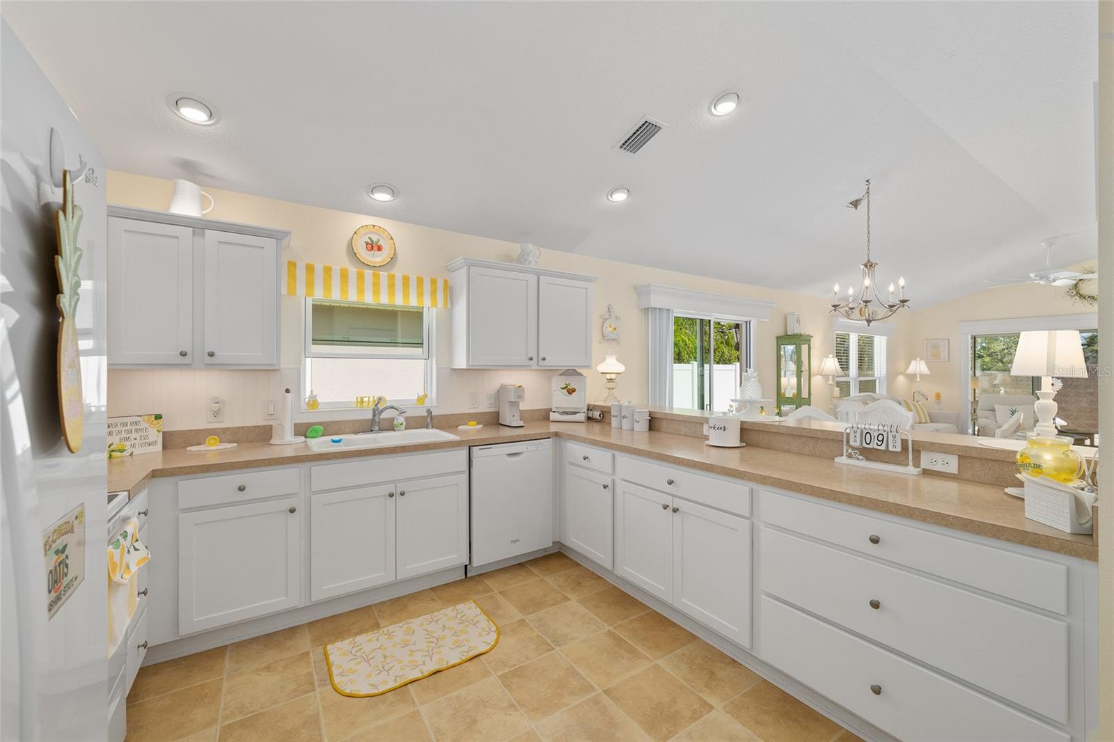 Image 18 of 40 For 16673 92nd Stokes Court