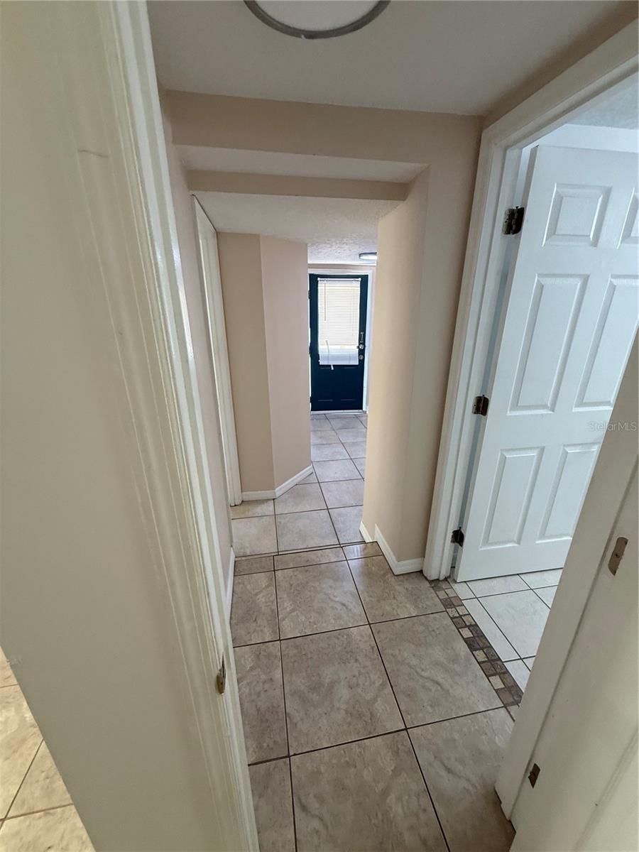 Image 28 of 56 For 1247 Lakeview Drive