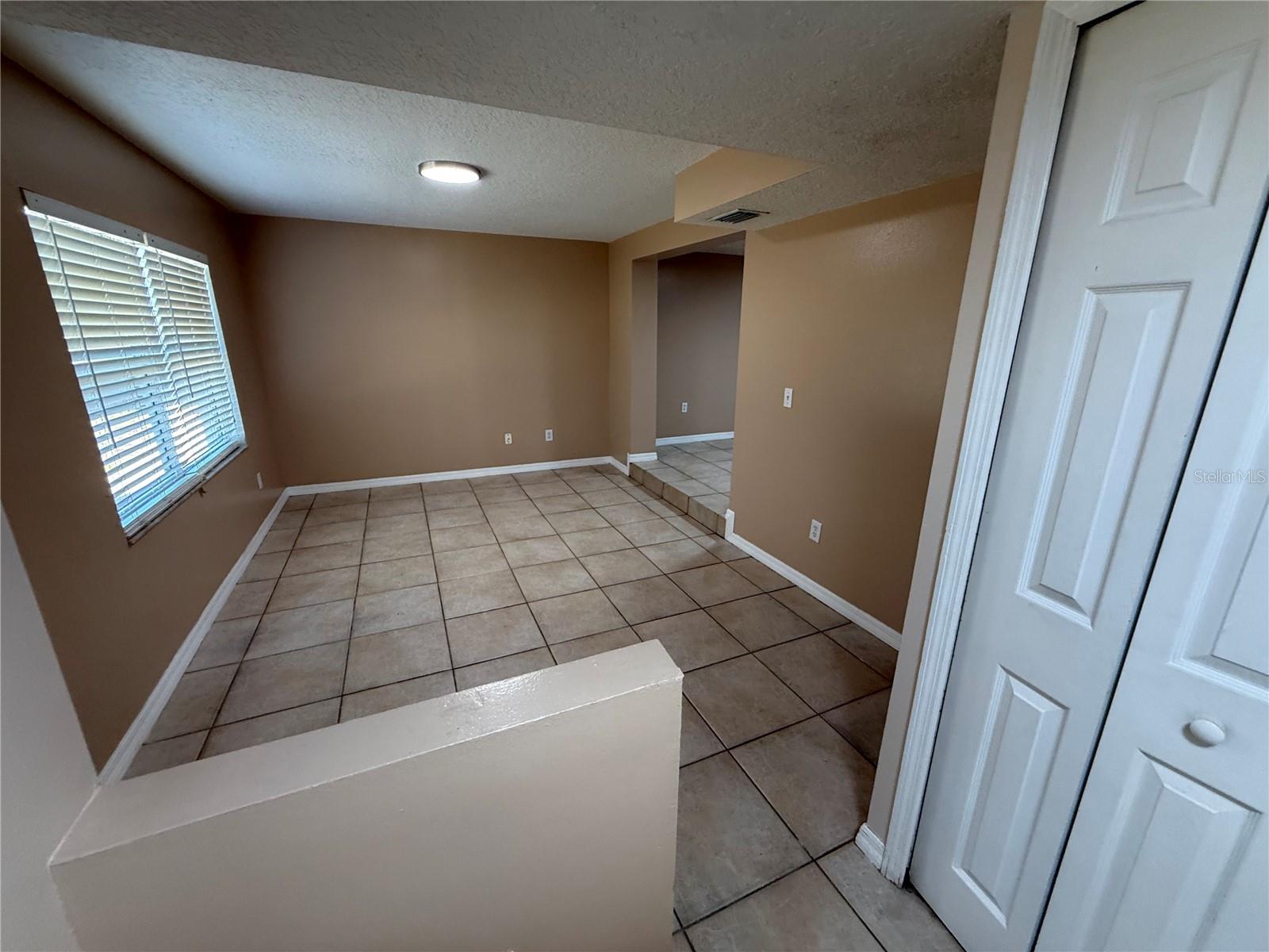 Image 31 of 56 For 1247 Lakeview Drive