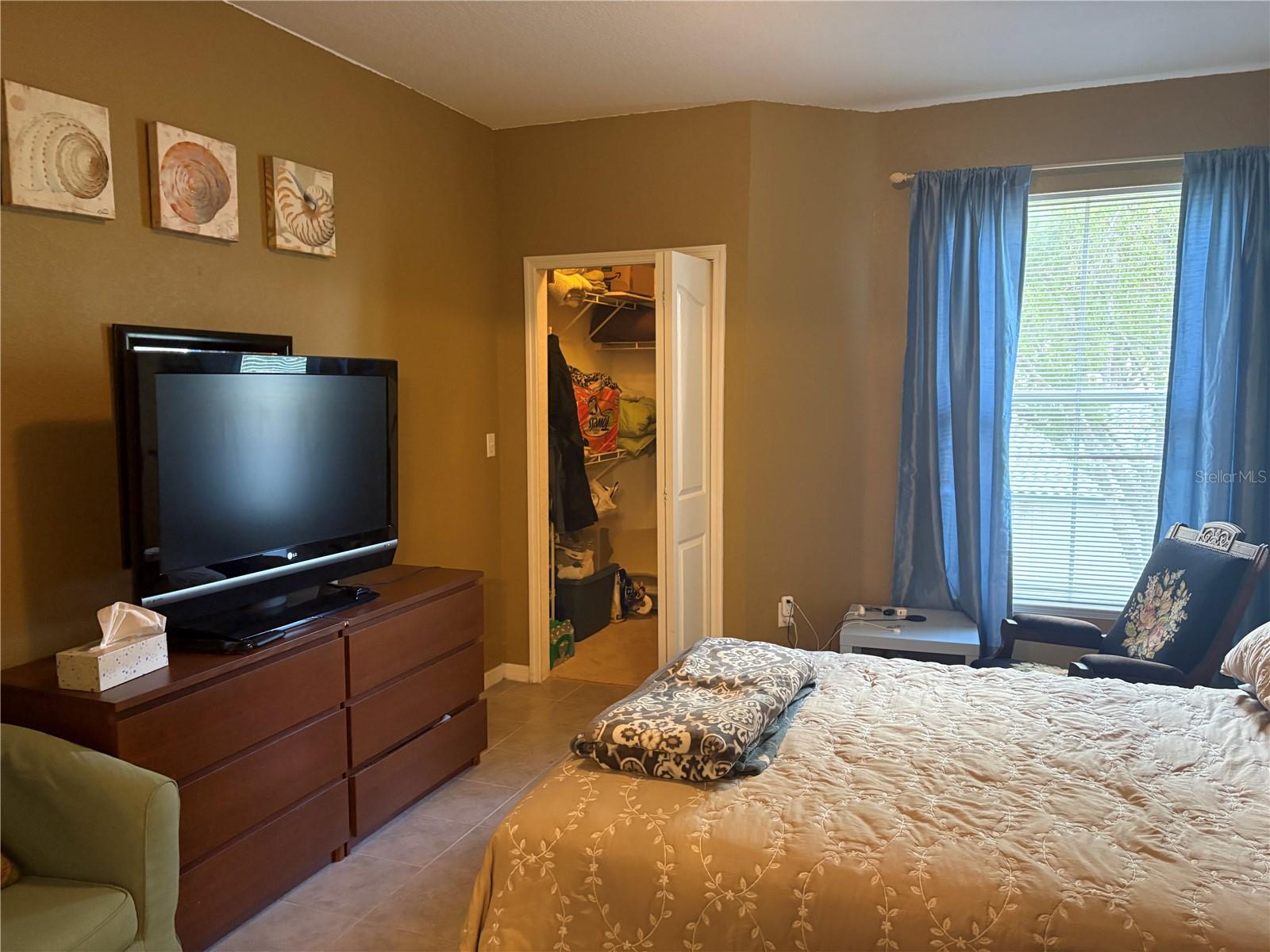 Image 20 of 46 For 8905 Legacy Court 203