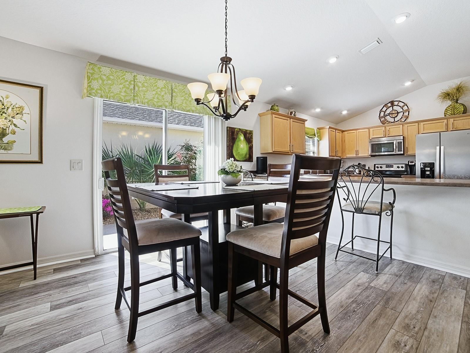 Image 9 of 43 For 3481 Oldham Lane