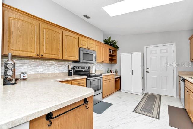 Image 3 of 7 For 17990 101st Terrace