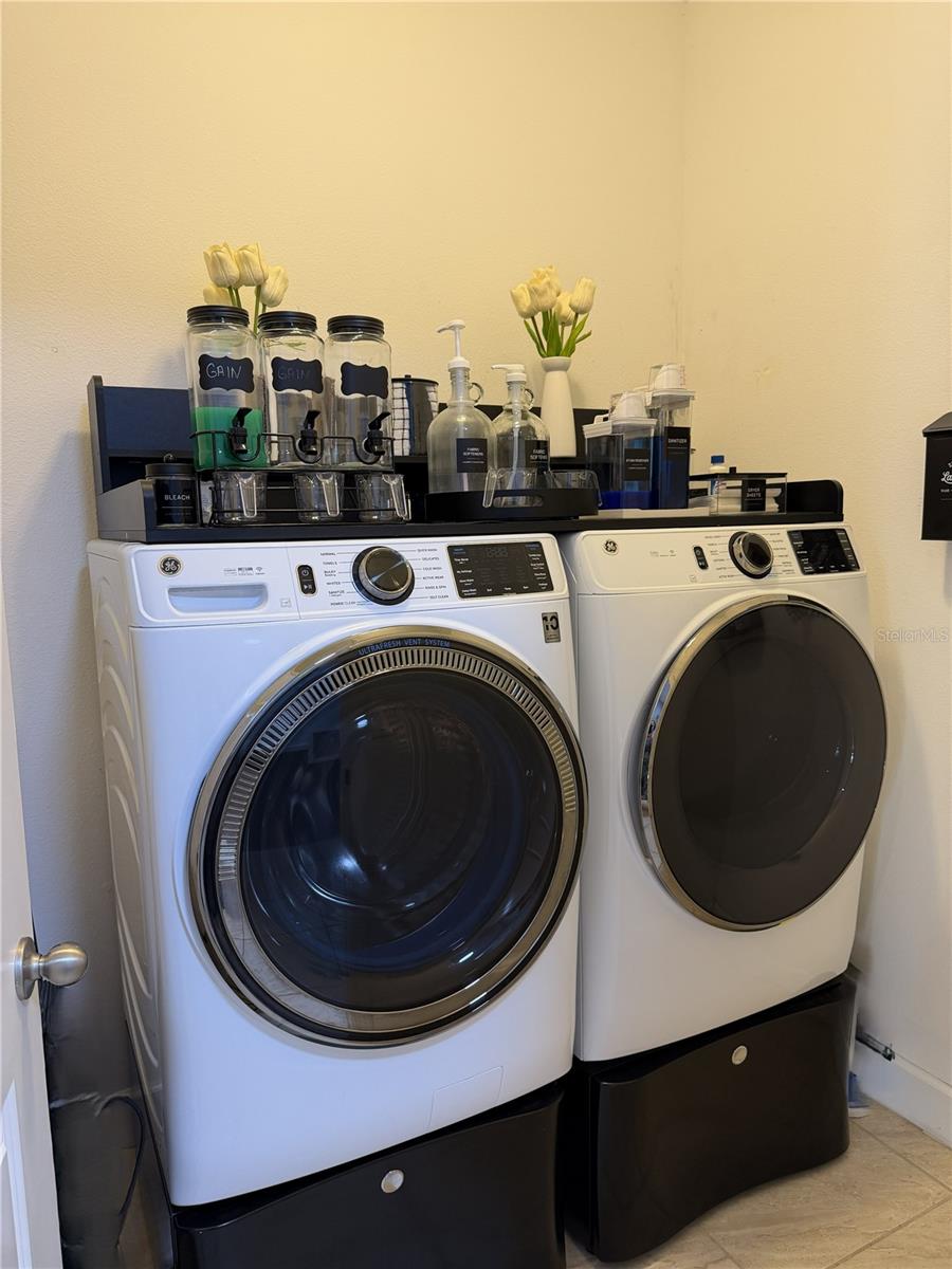 Image 39 of 60 For 703 Calabria Way