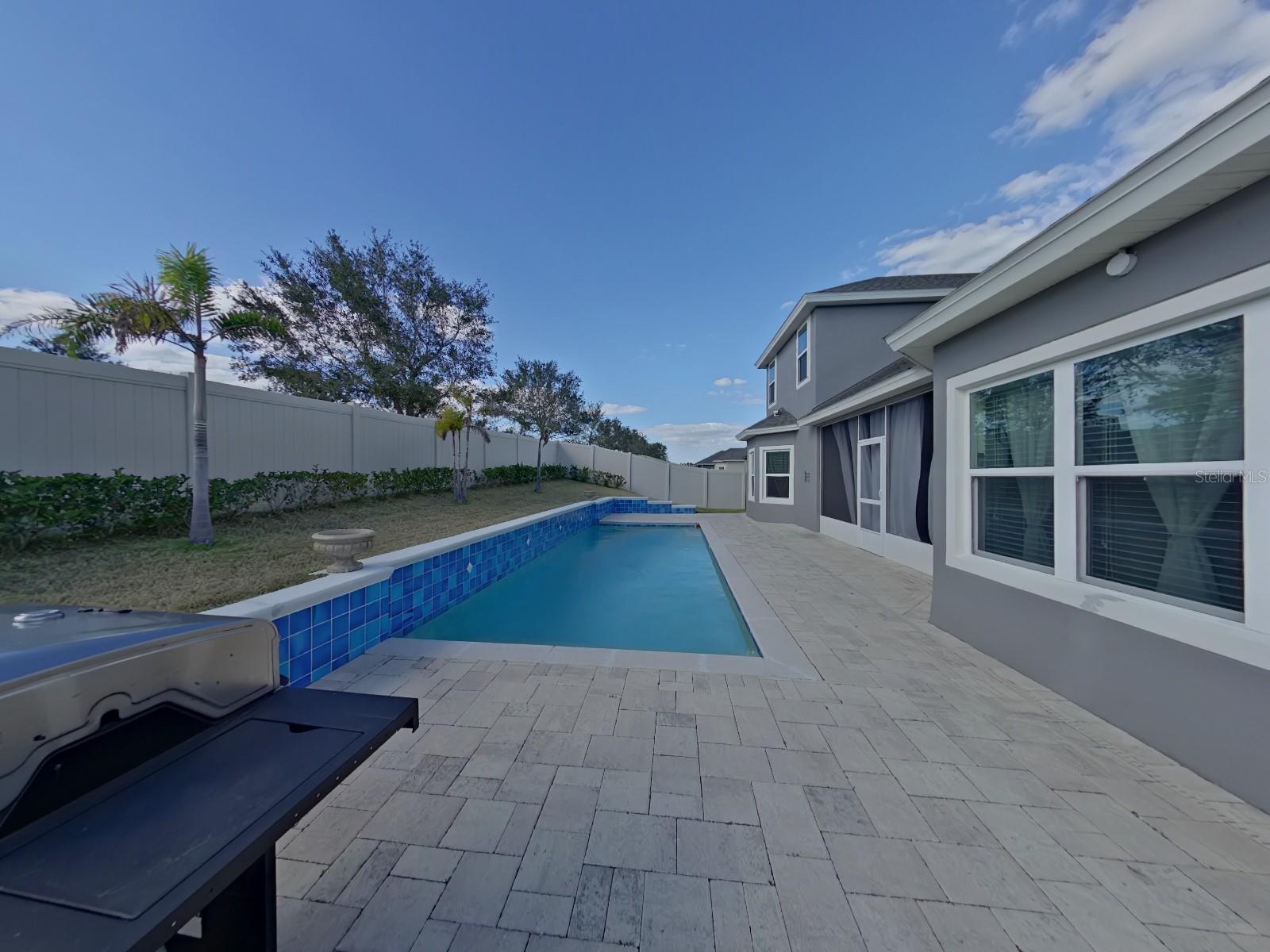 Image 52 of 60 For 703 Calabria Way