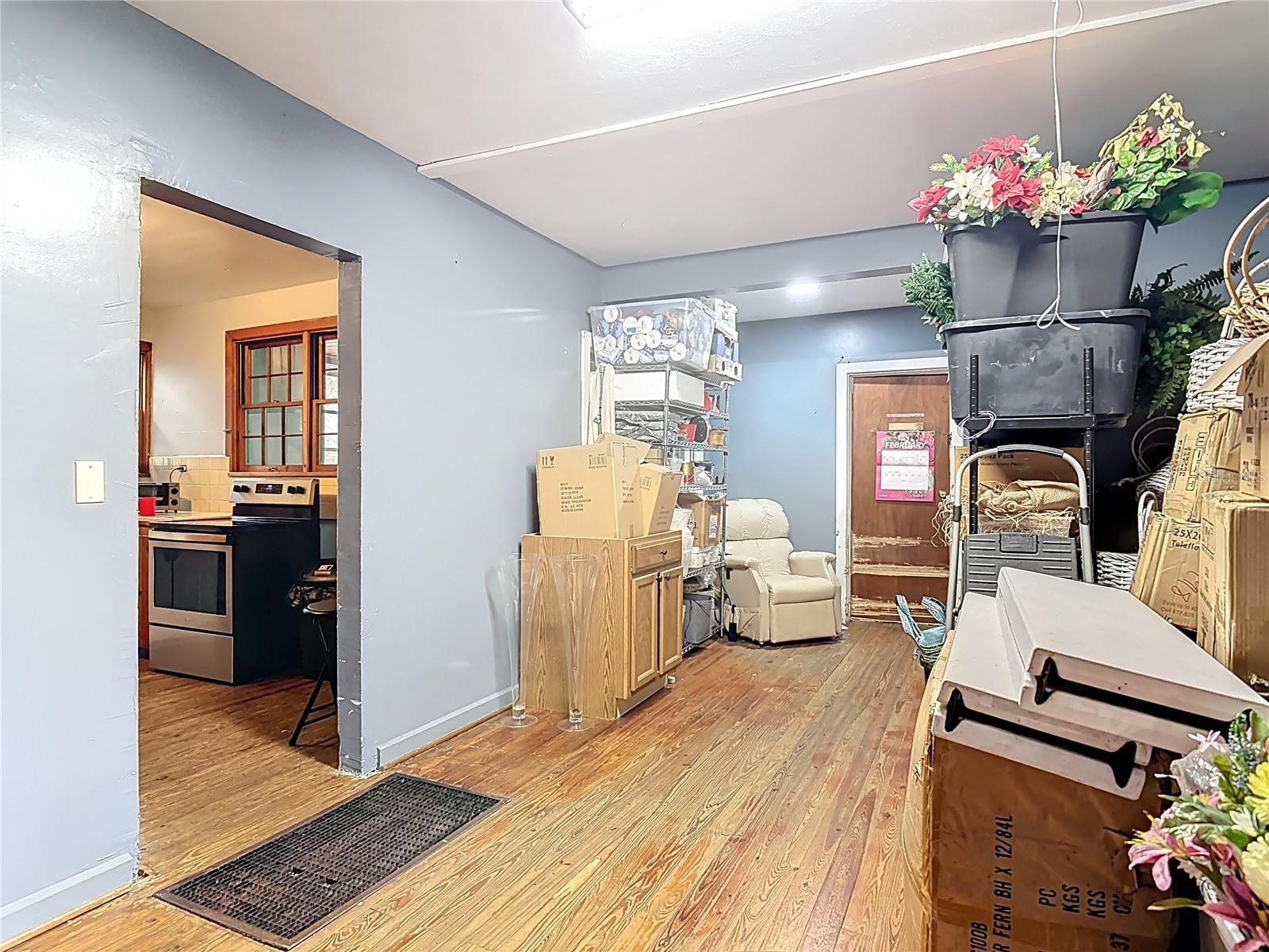 Image 15 of 58 For 6942 Old Highway 441 S