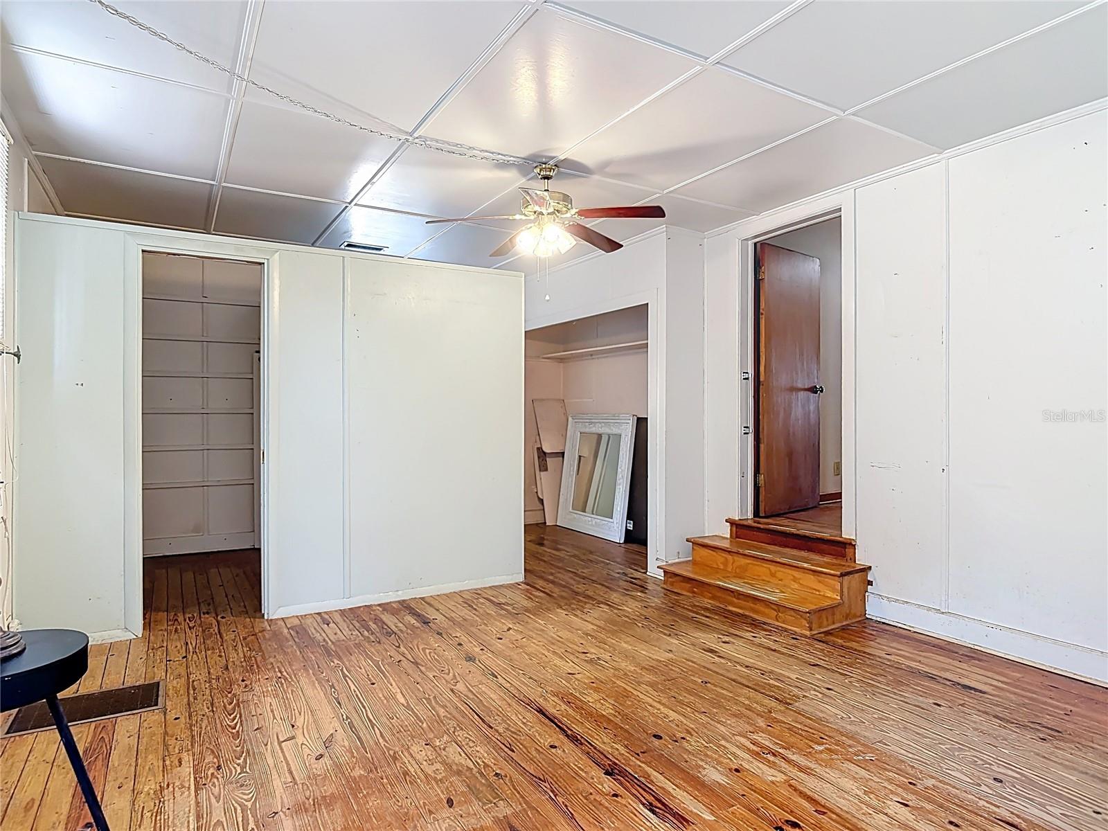 Image 23 of 58 For 6942 Old Highway 441 S