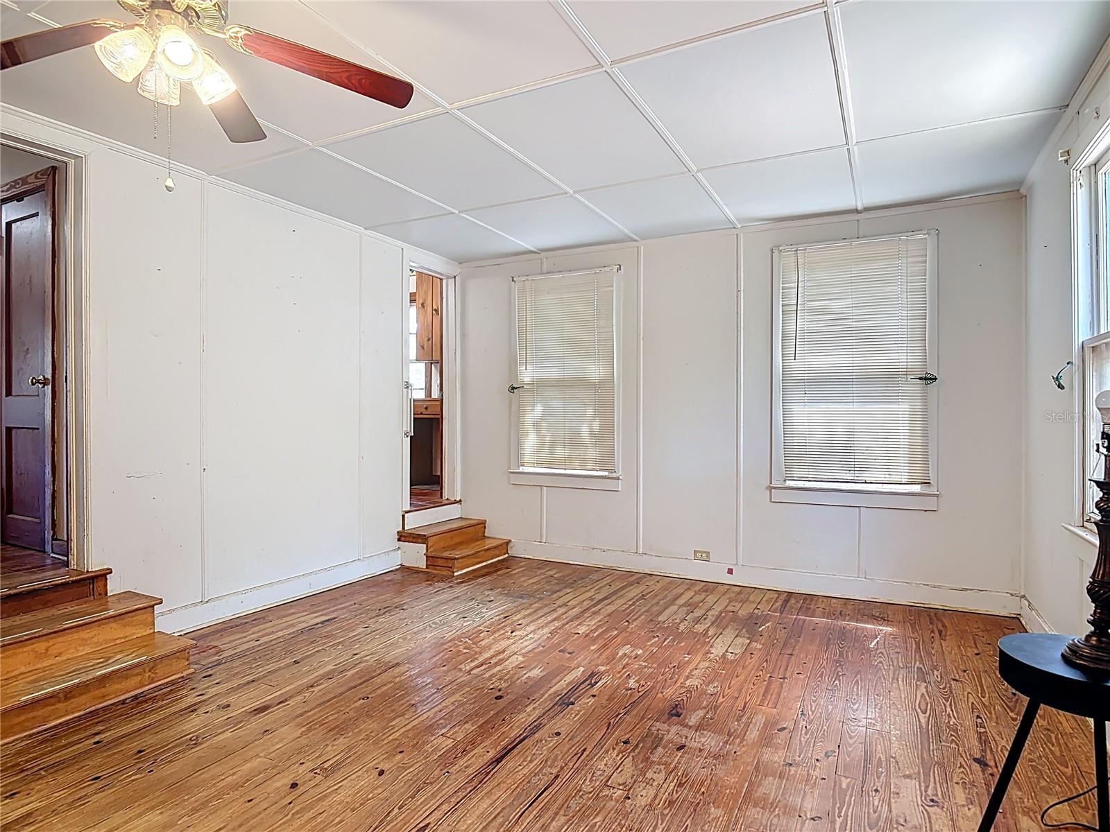 Image 24 of 58 For 6942 Old Highway 441 S