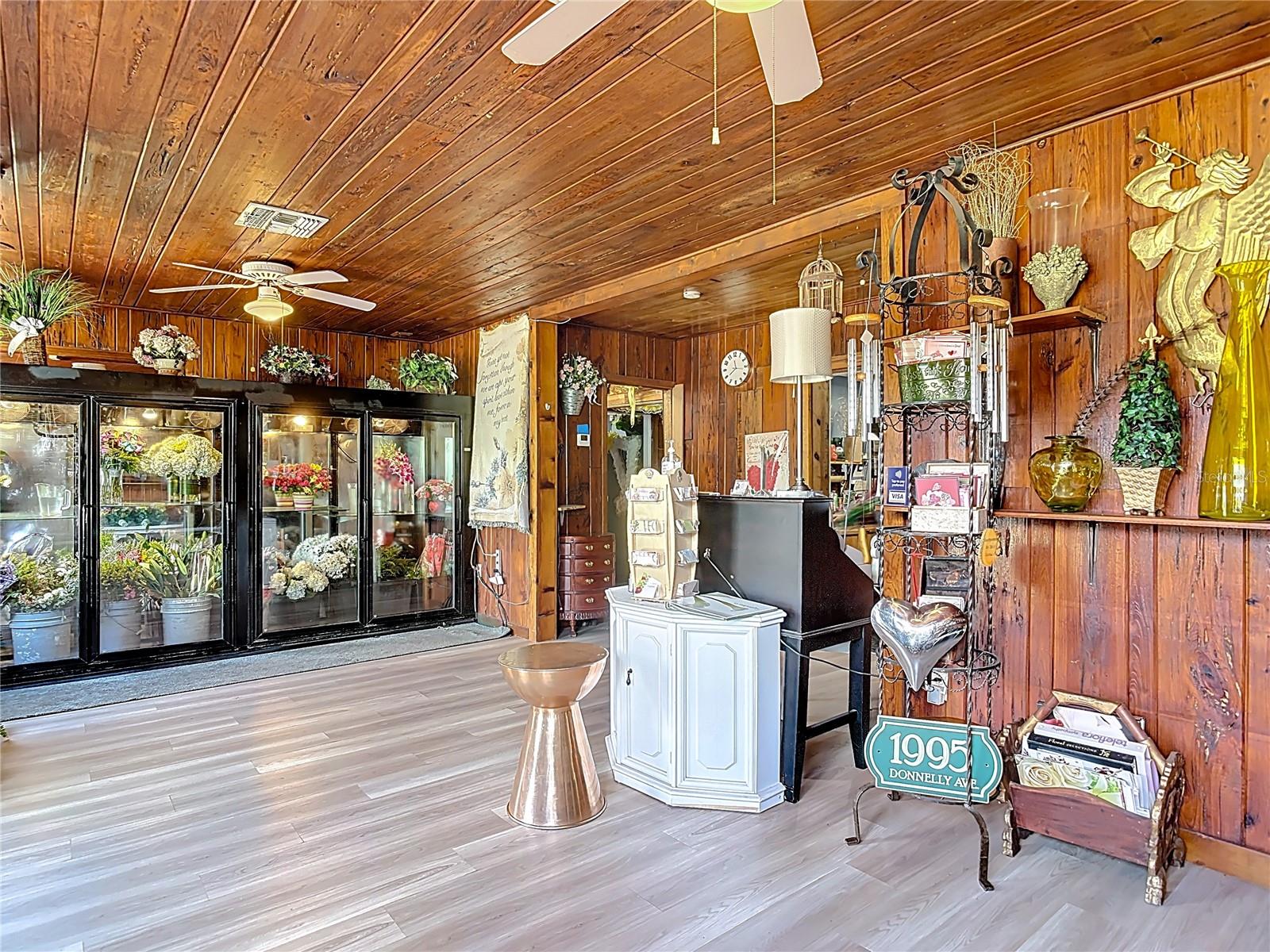 Image 40 of 58 For 6942 Old Highway 441 S