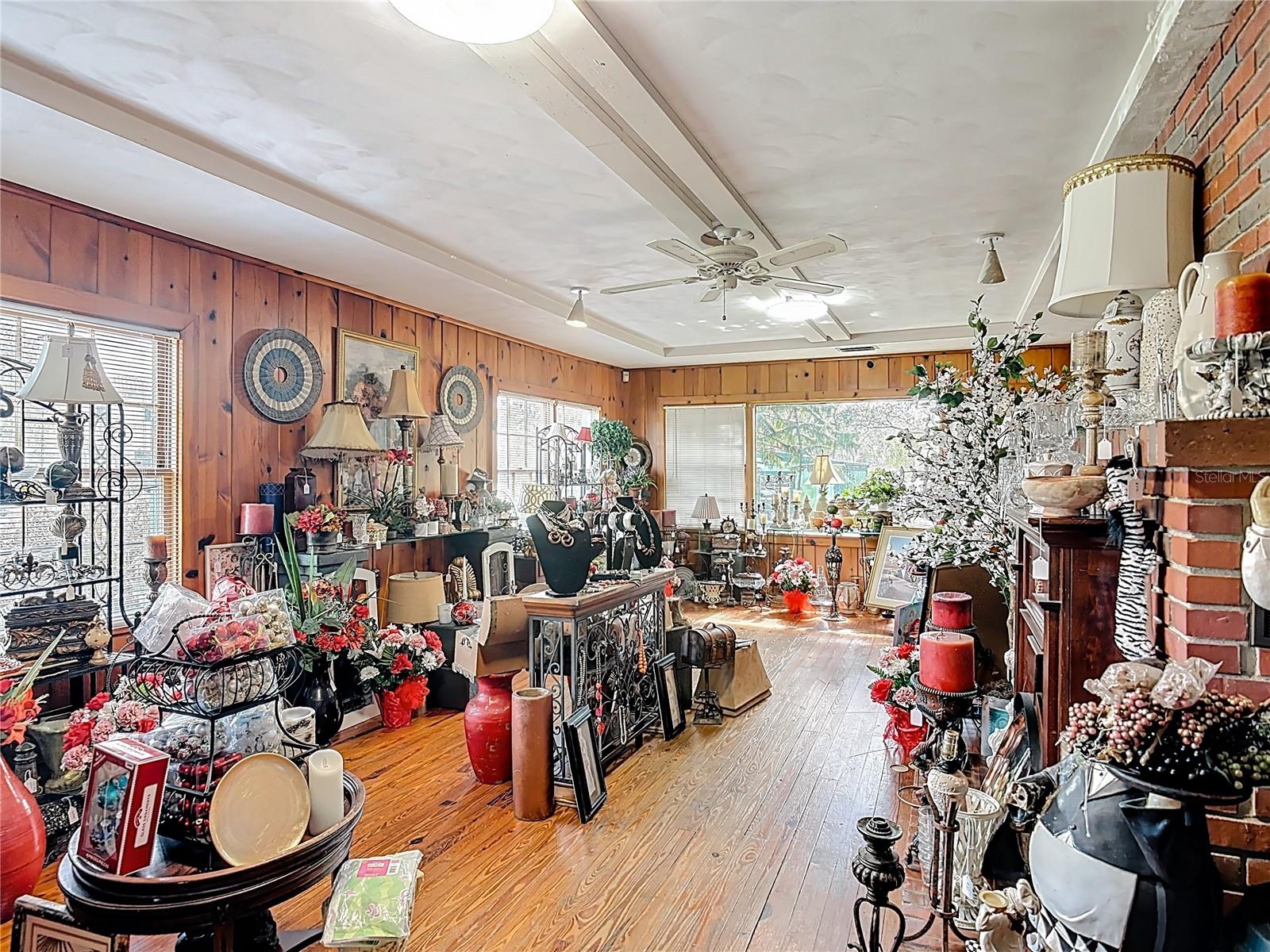 Image 41 of 58 For 6942 Old Highway 441 S