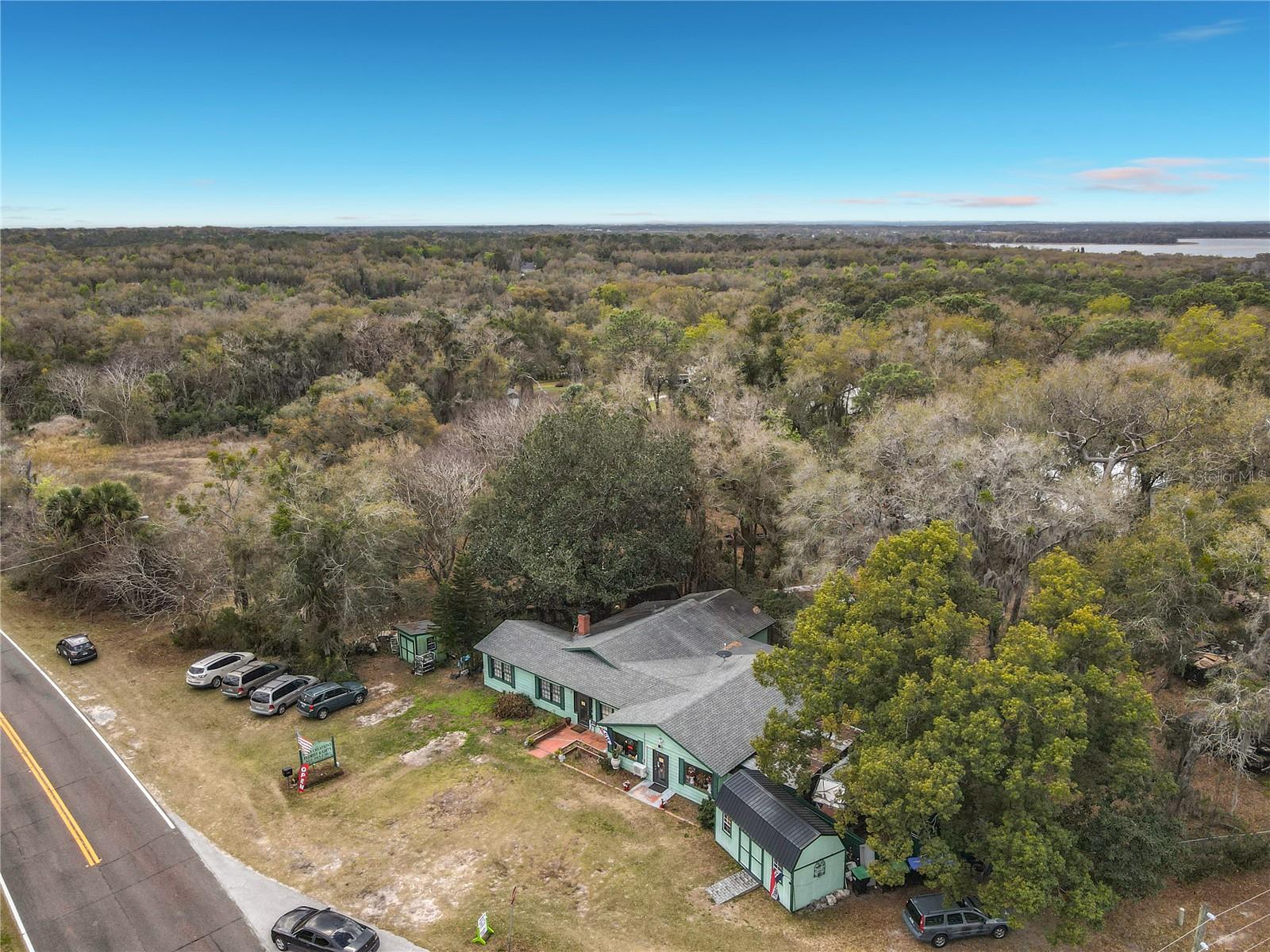 Image 5 of 58 For 6942 Old Highway 441 S