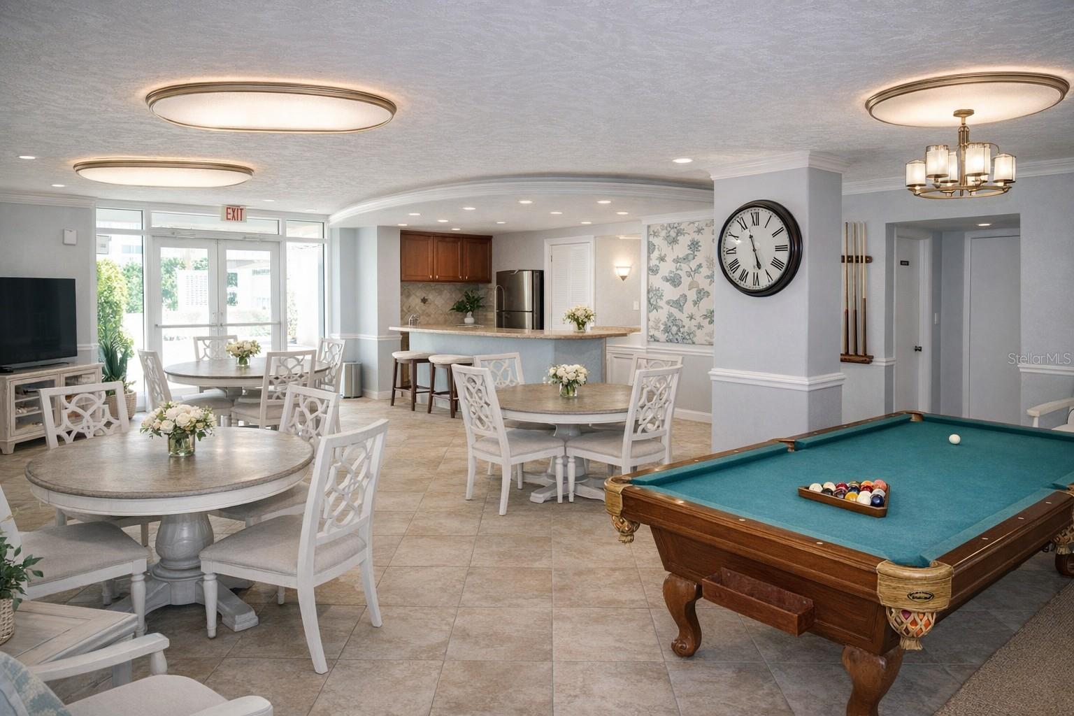 Image 13 of 15 For 877 N Highway A1a 803