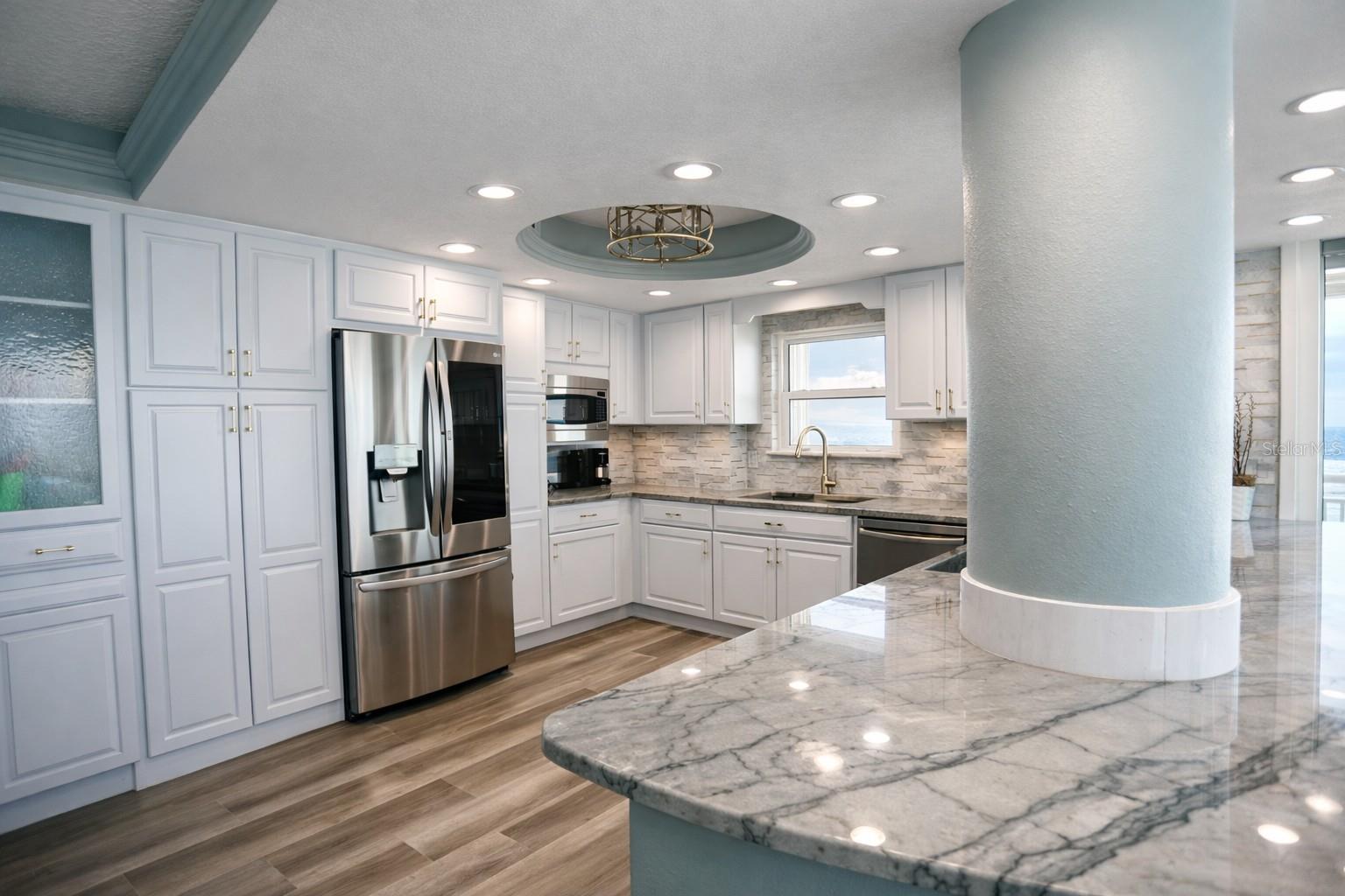 Image 4 of 15 For 877 N Highway A1a 803