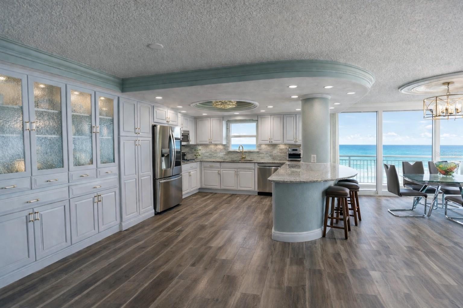 Image 7 of 15 For 877 N Highway A1a 803