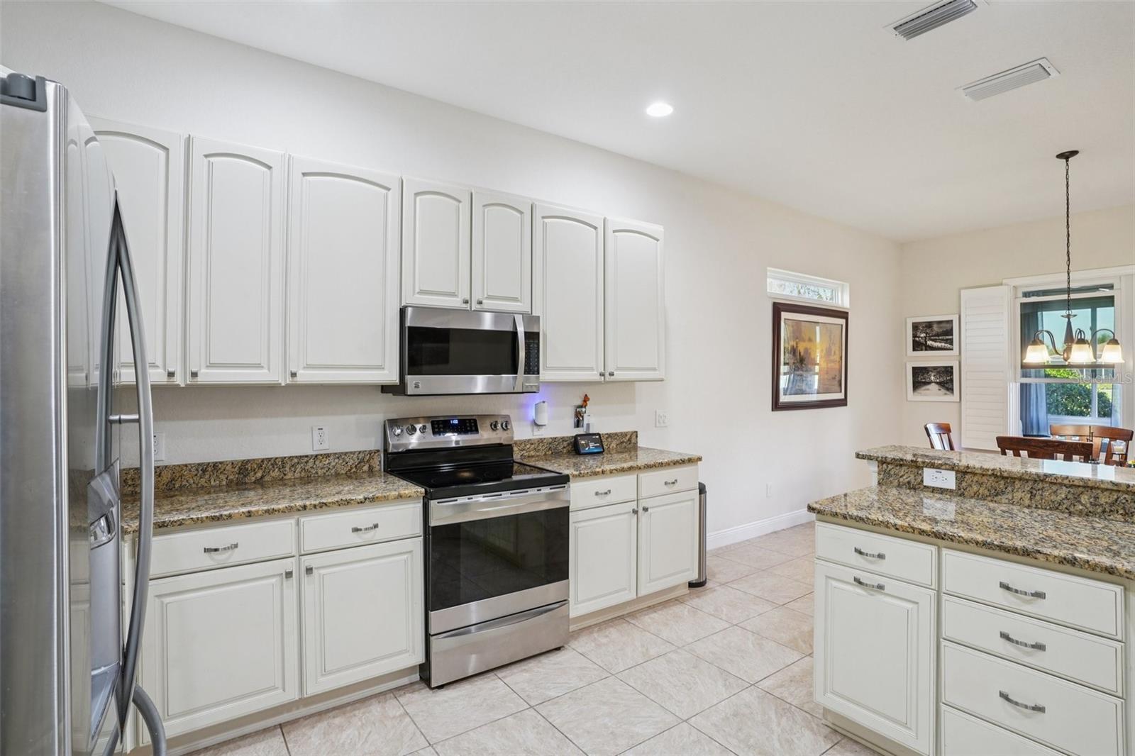 Image 14 of 55 For 10144 Lake Miona Way