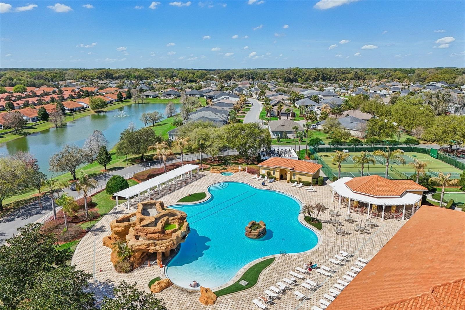 Image 48 of 55 For 10144 Lake Miona Way