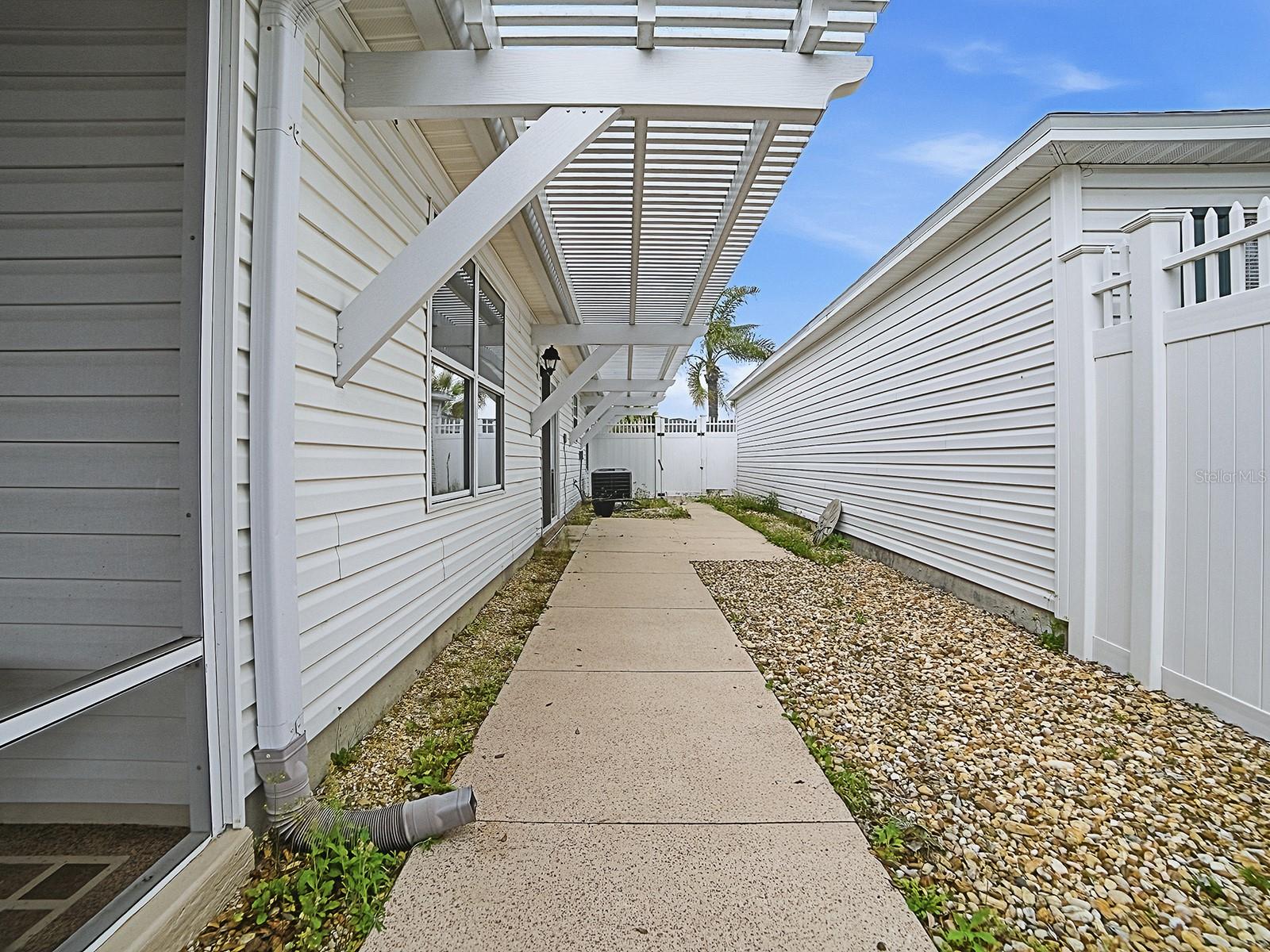 Image 10 of 42 For 8108 169th Tweedside Loop