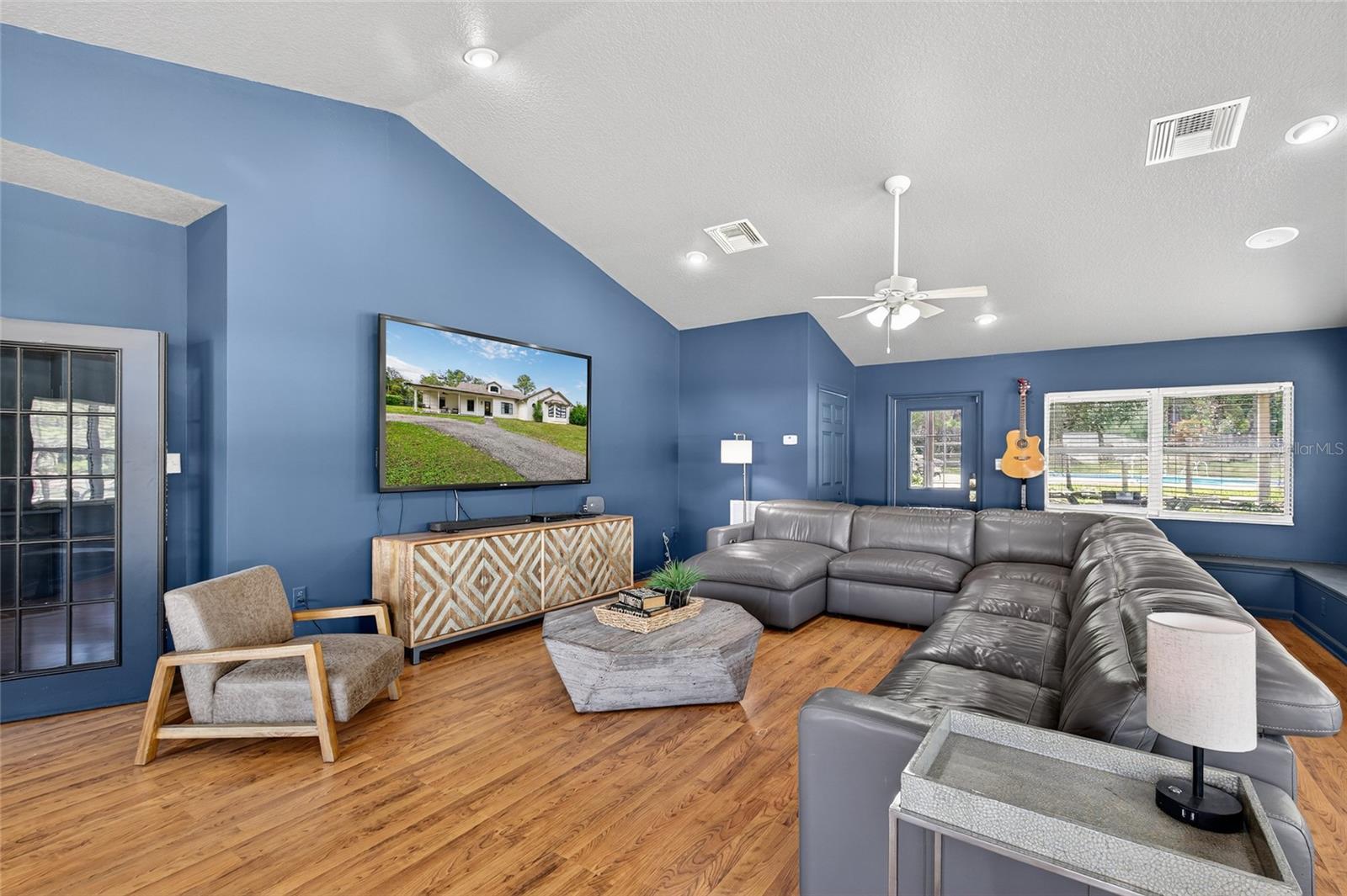 Image 16 of 90 For 22301 Coronado Somerset Drive