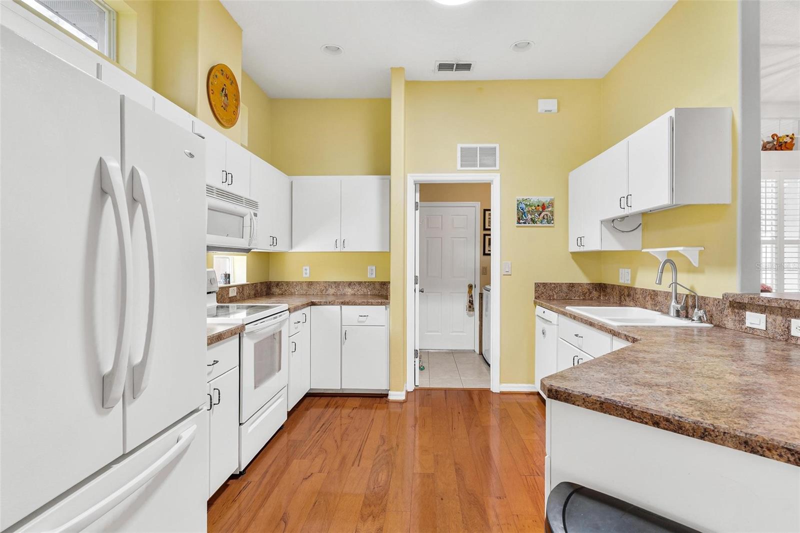 Image 10 of 64 For 5245 China Sea Drive