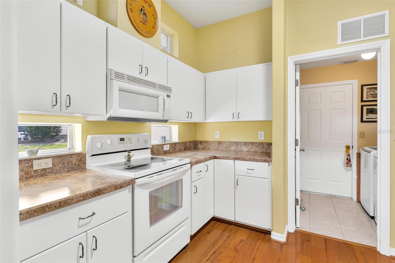 Image 11 of 64 For 5245 China Sea Drive