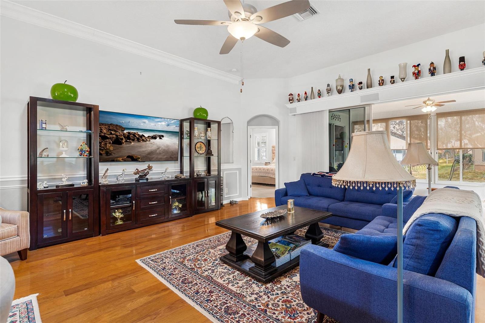 Image 4 of 64 For 5245 China Sea Drive